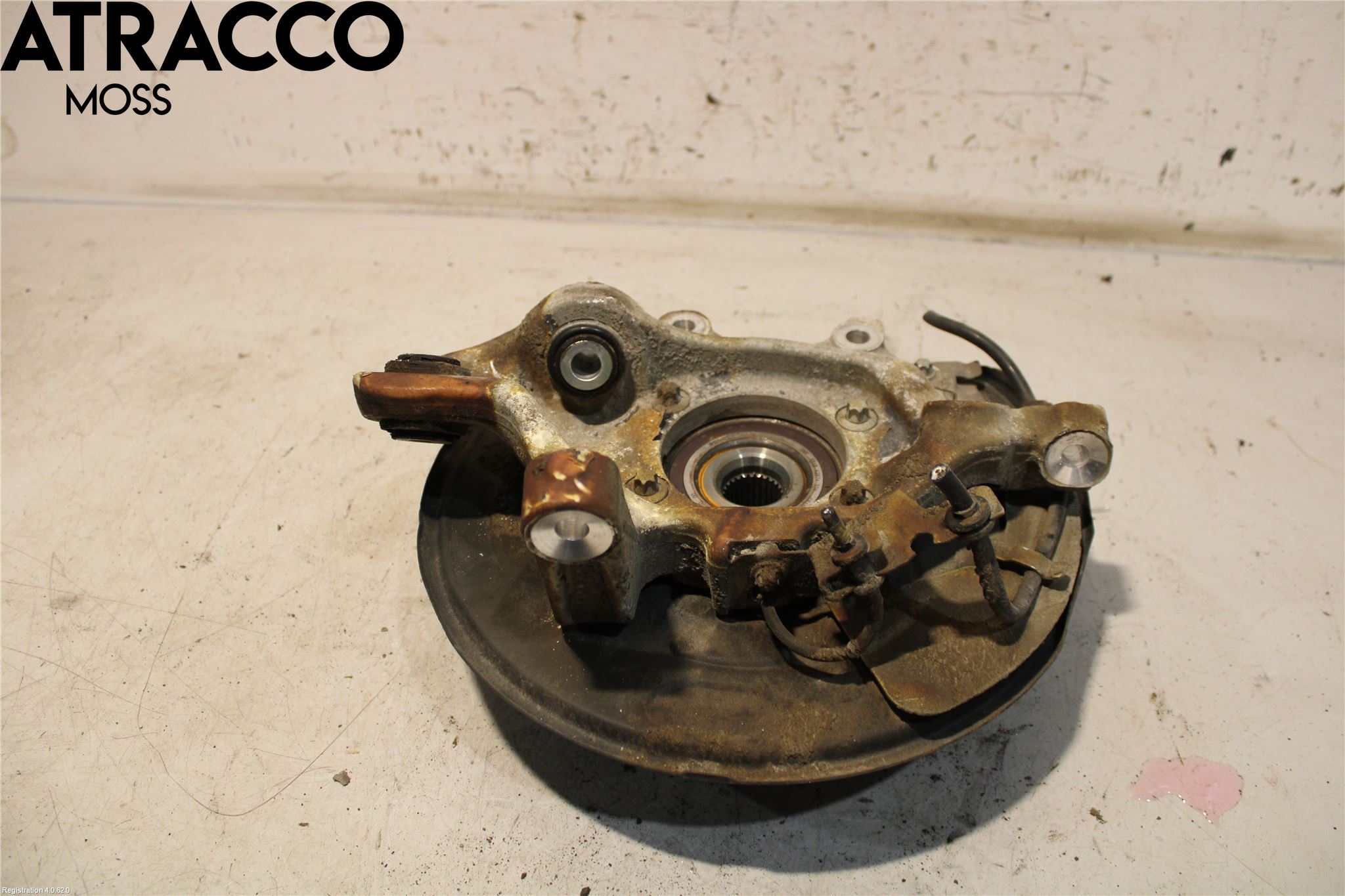Mercedes-Benz MB C-KLASS (W205) 14-21 Hjullagerhus-Spindel Vä B