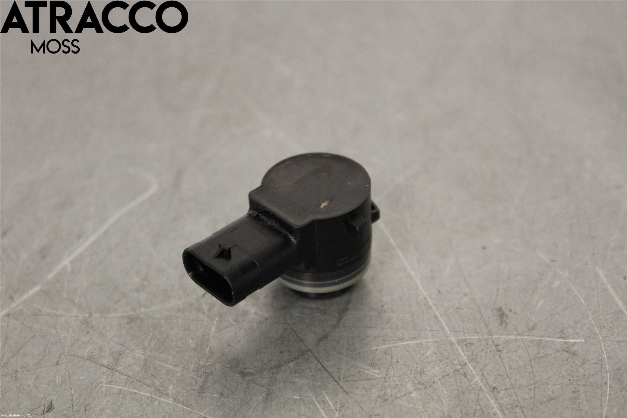 Audi A4/S4 B9 16-19 Parkeringshjälp Frontsensor