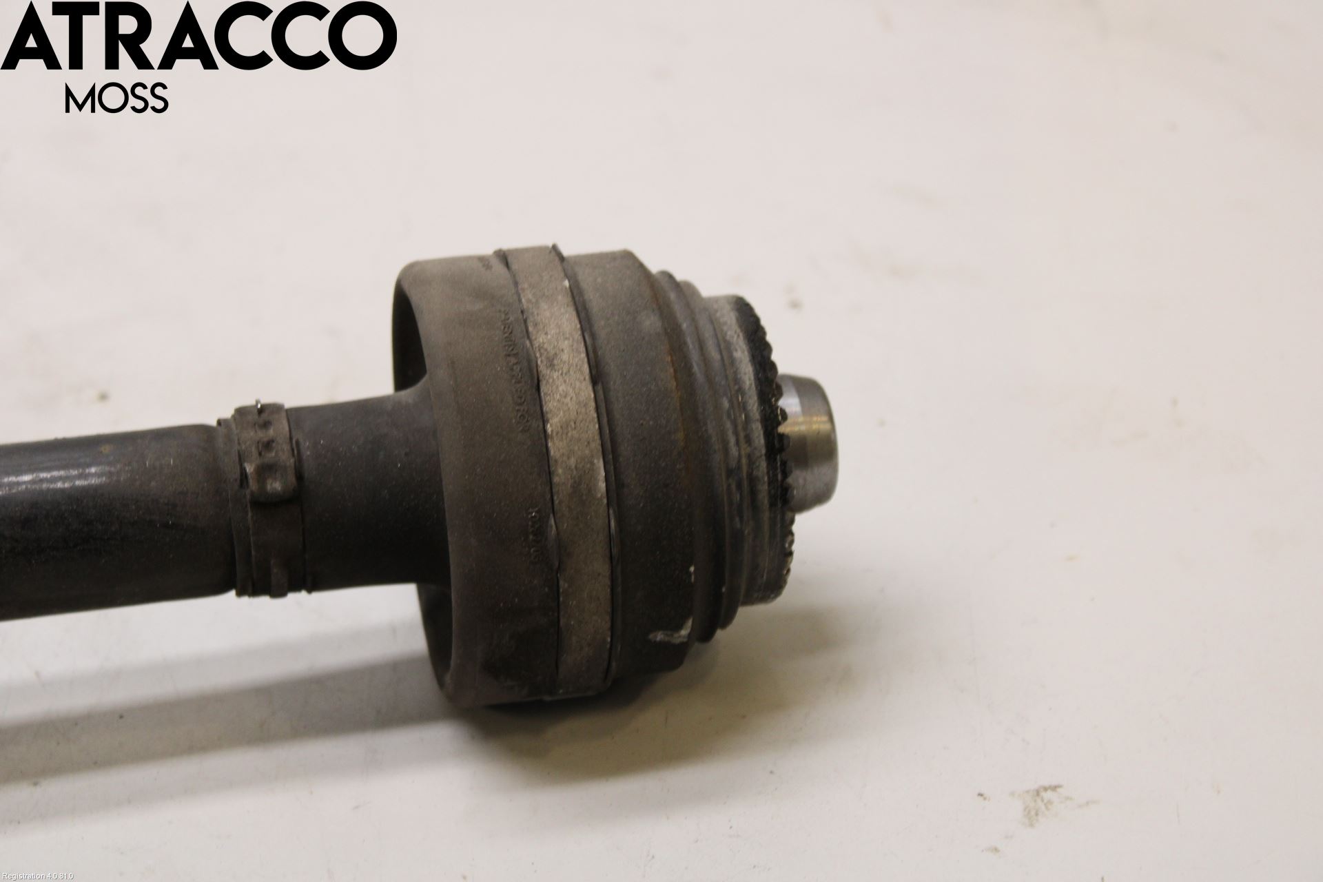 BMW 5 G30/G31/F90 17-23 Drivaxel Bak Vänster