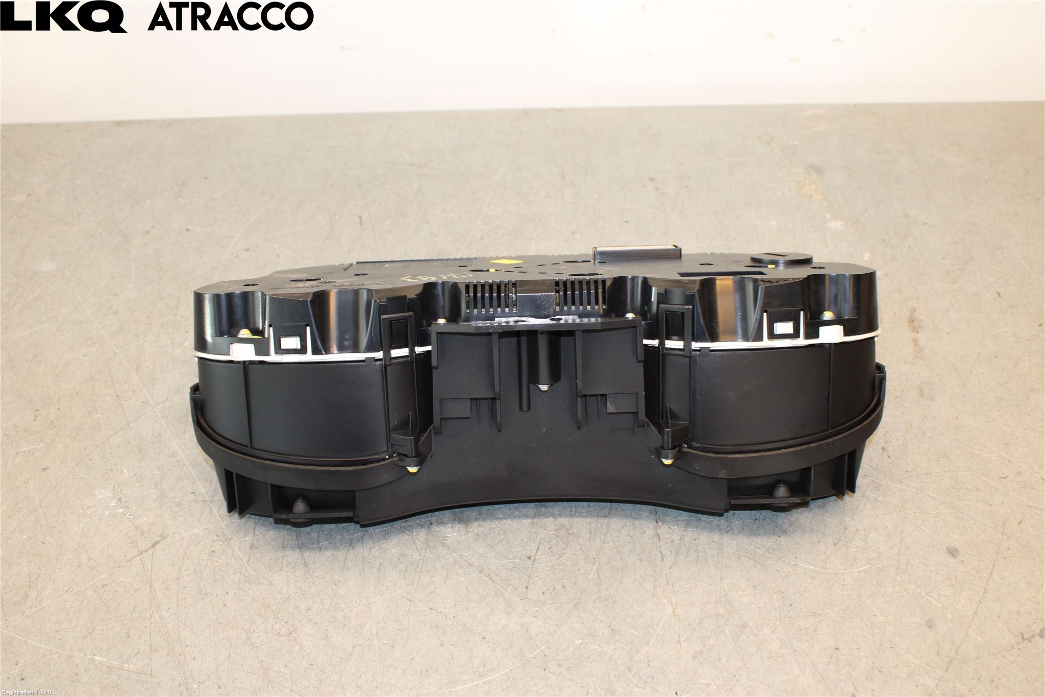 Audi A4/S4 08-11 Instrument Hast
