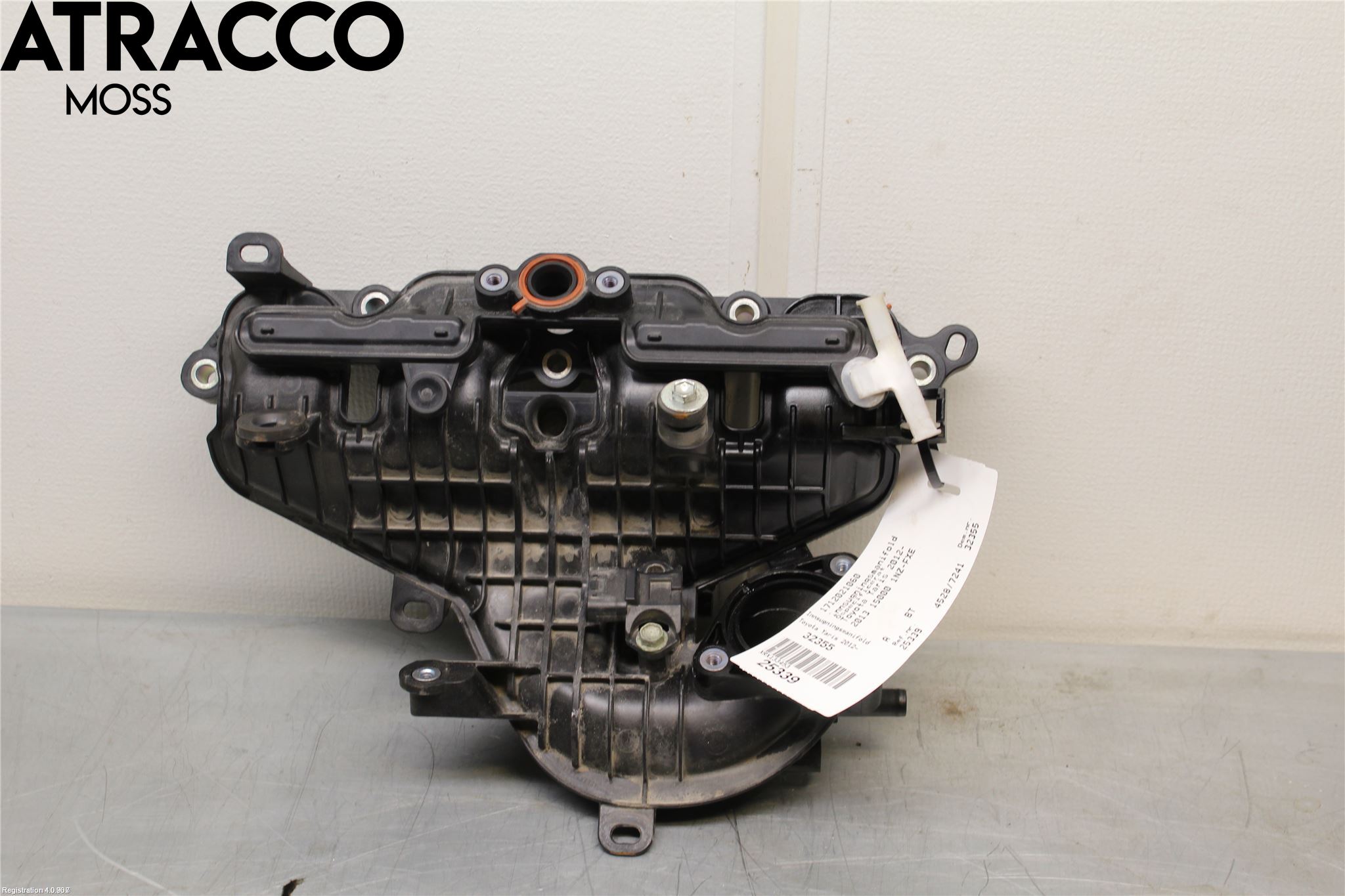 Toyota YARIS XP130 12-14 Grenrör Insug