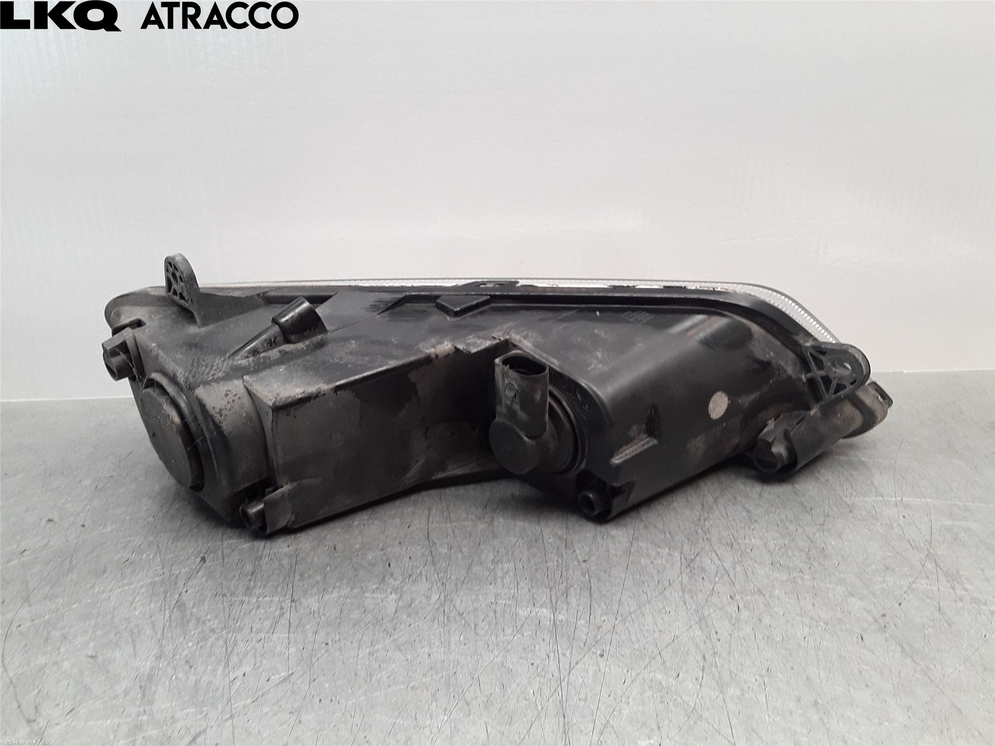 Volkswagen VW PASSAT 11-14 Dimljus-Varselljus Fram