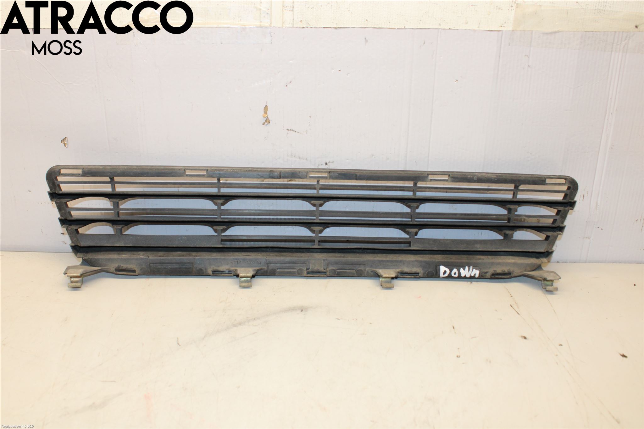 Toyota COROLLA 02-07 Grilldel Mitt
