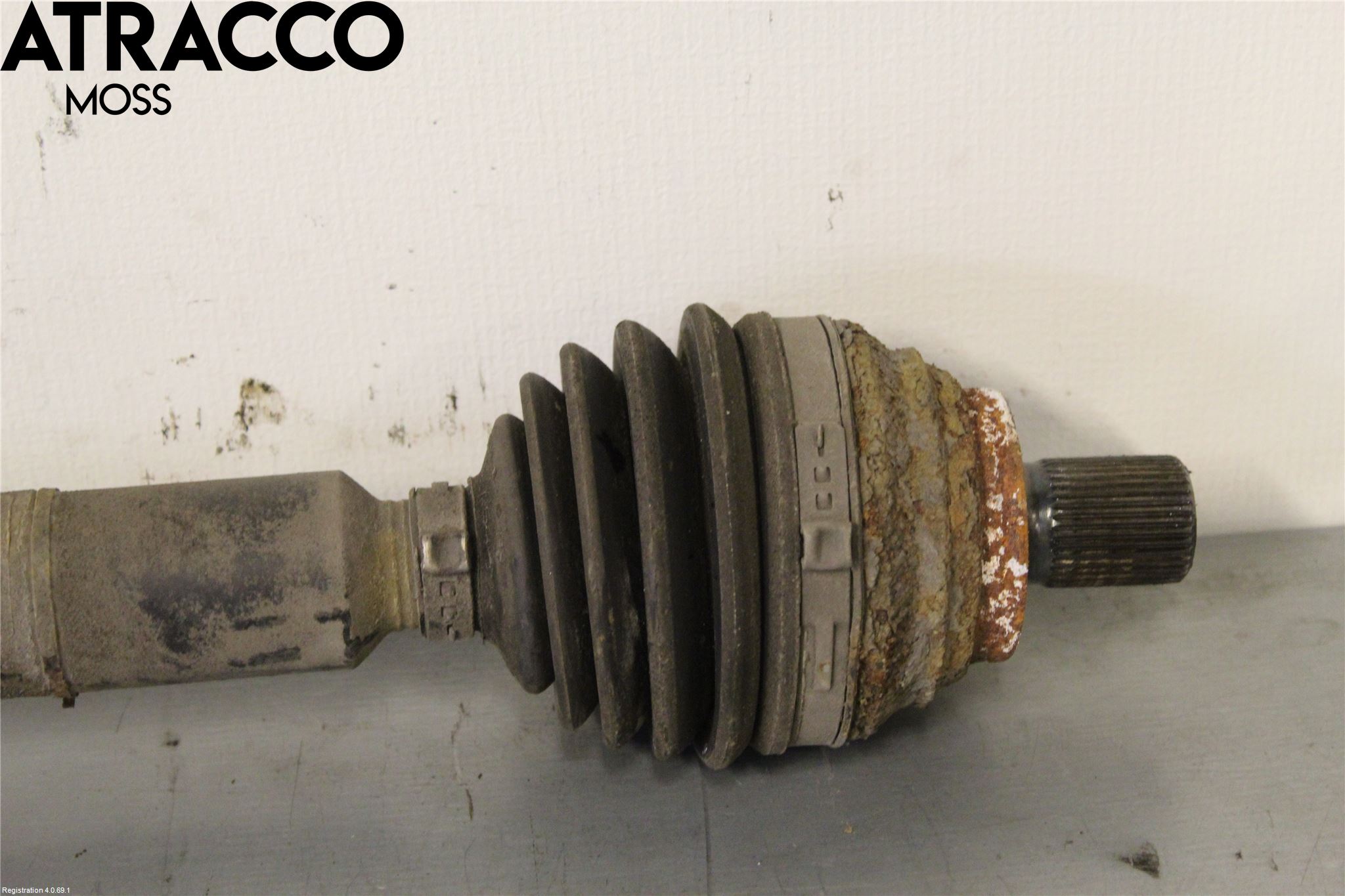 Volkswagen VW GOLF VI 09-13 Drivaxel Fram Höger