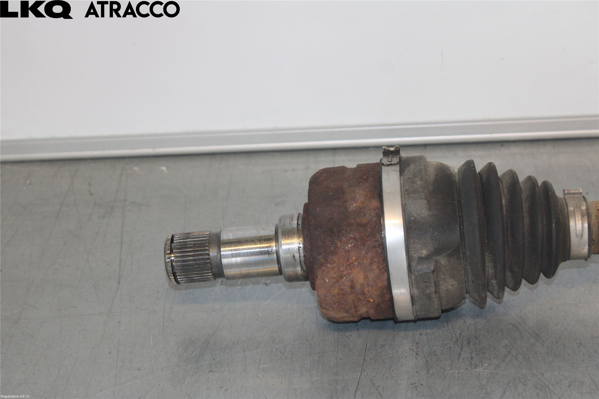 Audi Q4 E-TRON FZ 22- Drivaxel Bak Vänster