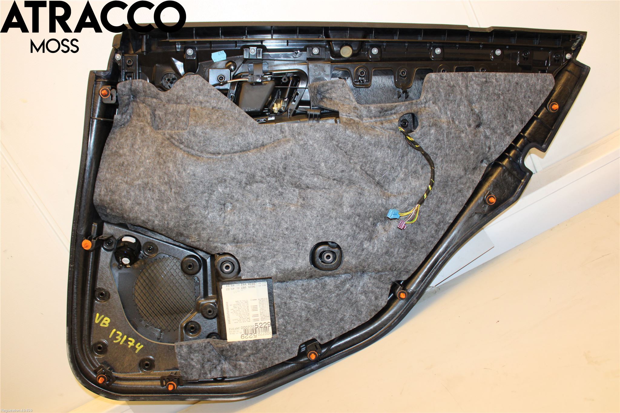 Mercedes-Benz MB E-KLASS (W212) 09-16 Dörrklädsel Vä