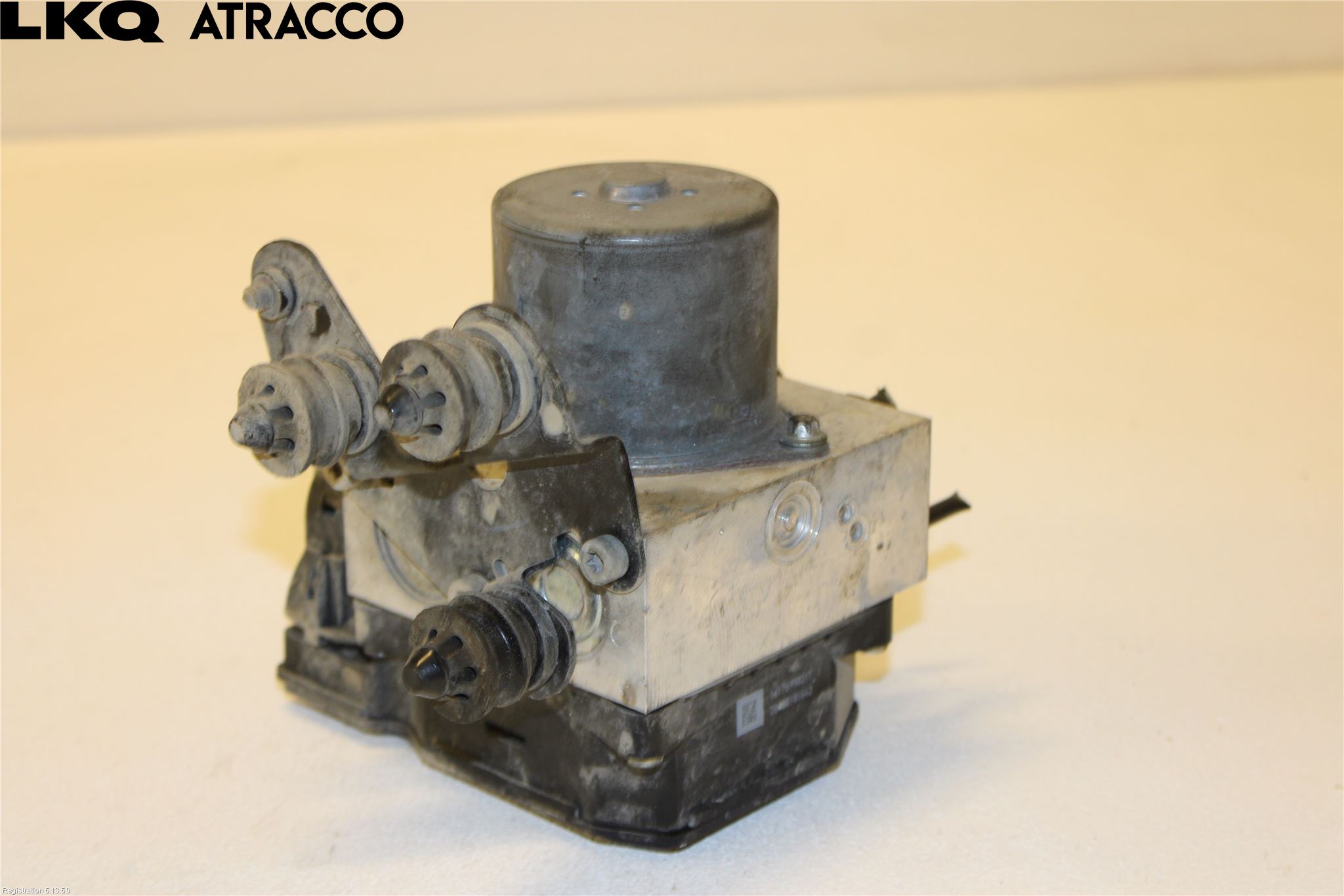 Volkswagen VW PASSAT 11-14 Abs Hydraulaggregat