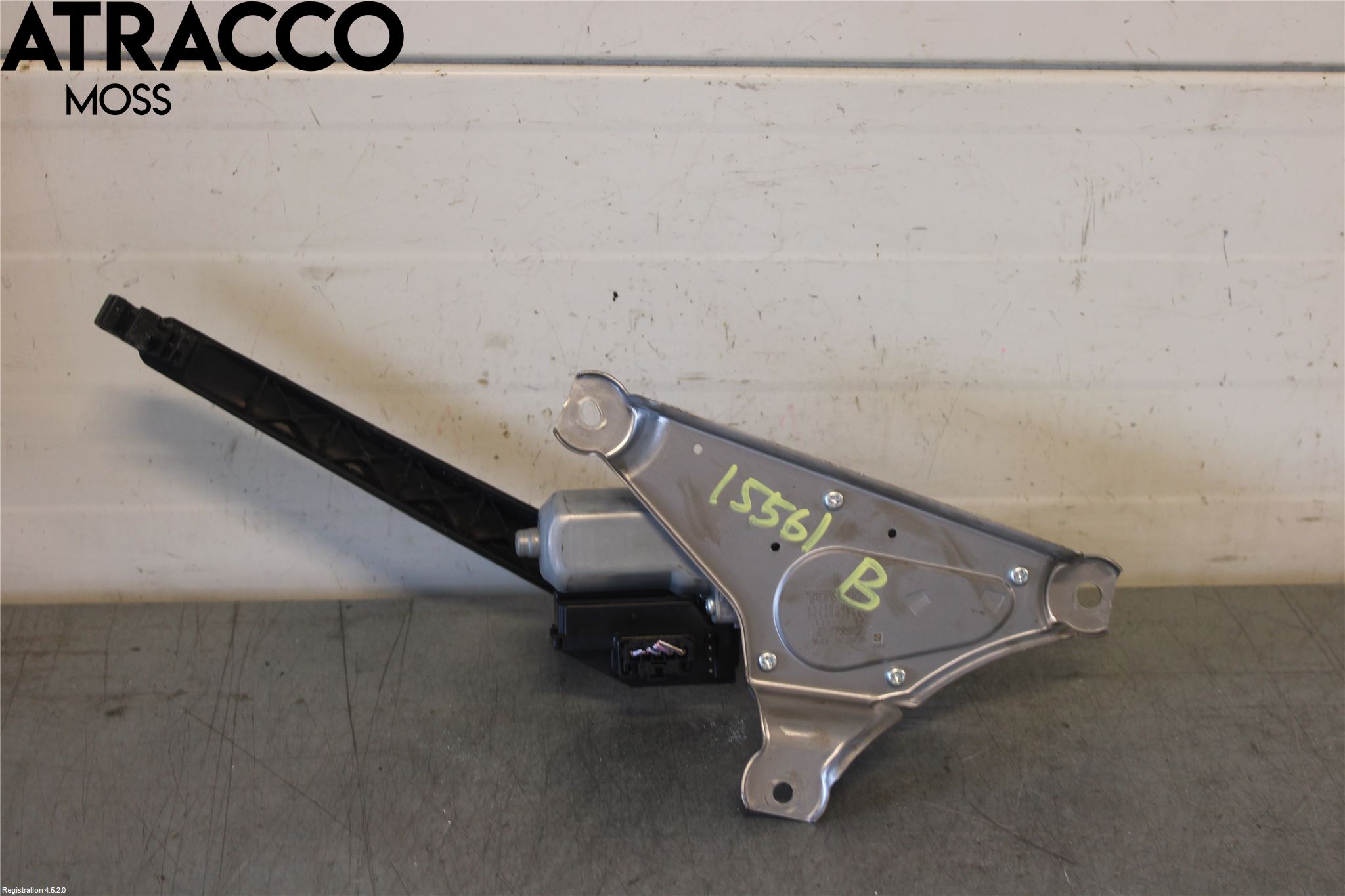 Toyota YARIS XP130 12-14 Torkarmotor Baklucka