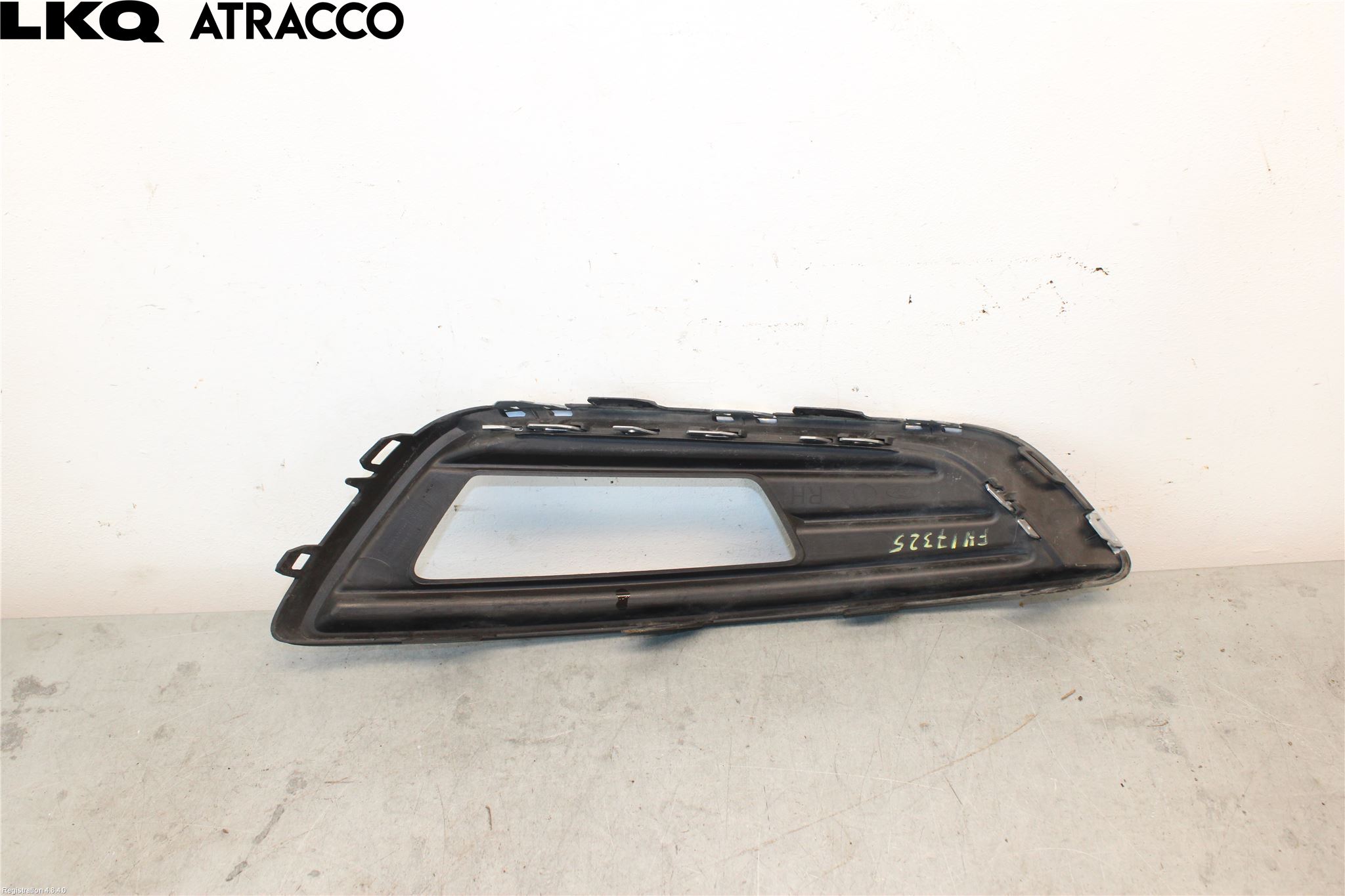 Ford FOCUS 15-18 Stötfångarbeklädnad Fram
