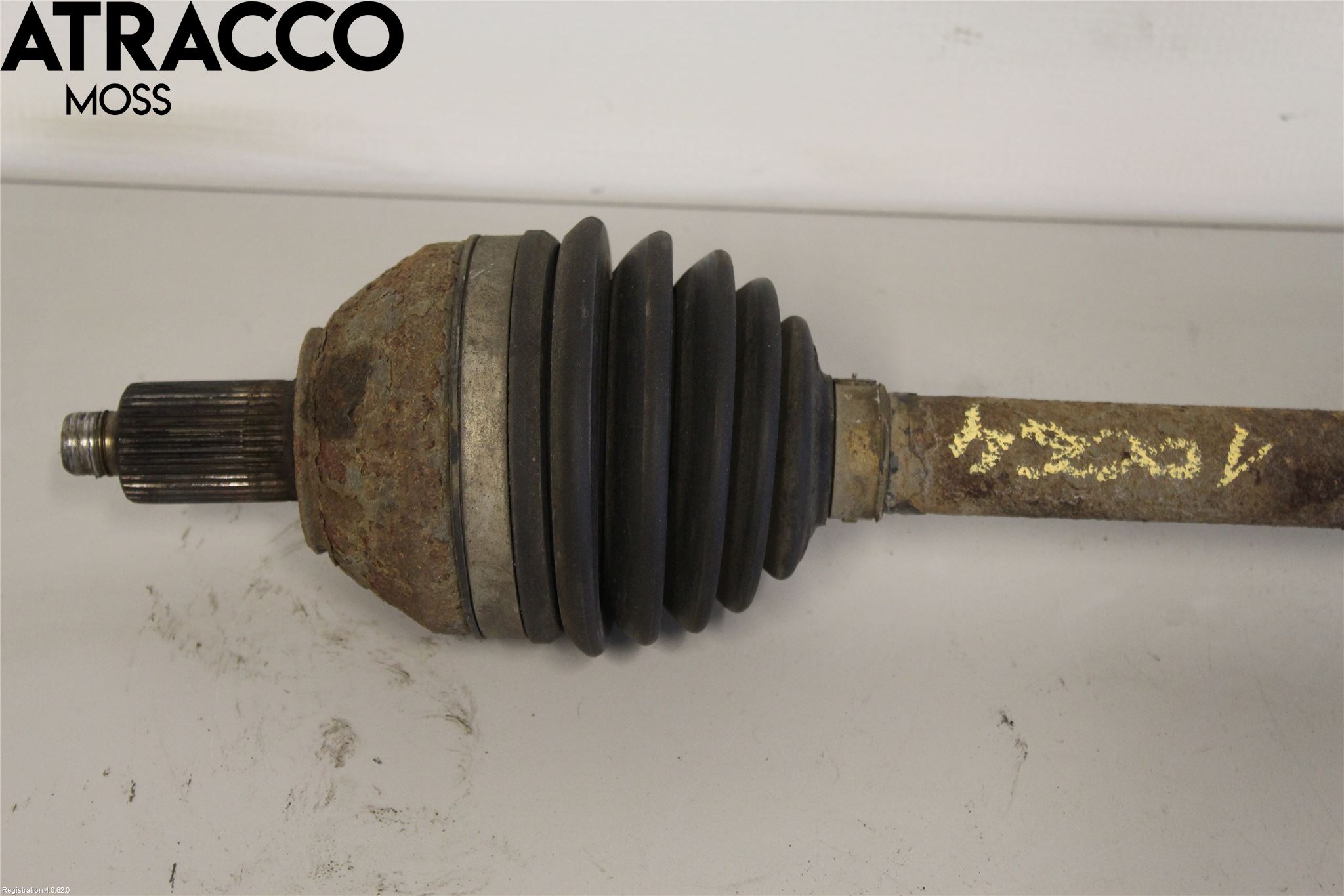 Audi A1/S1 11-18 Drivaxel Fram Vänster