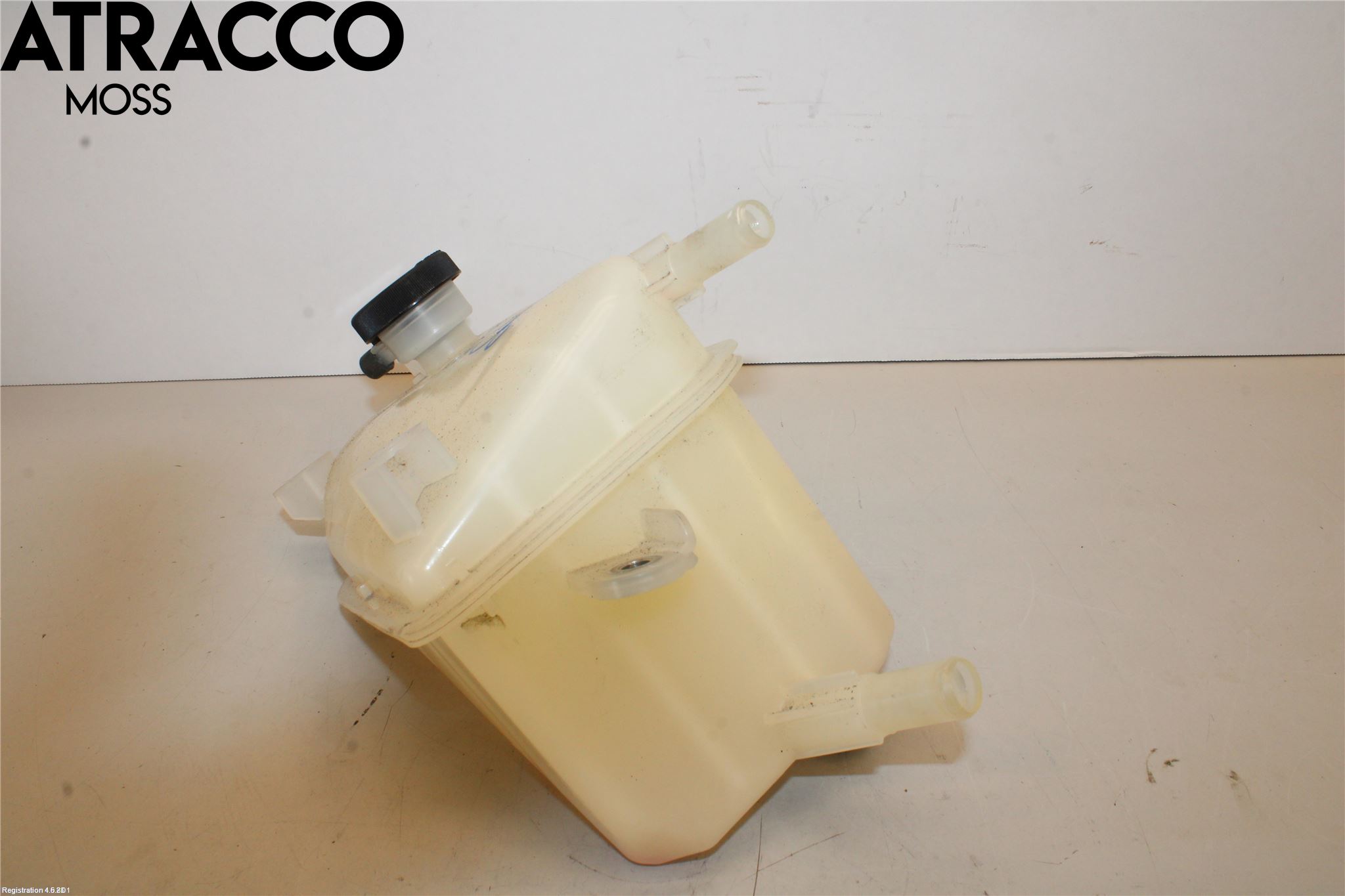 Toyota AURIS 10-12 Expansionstank