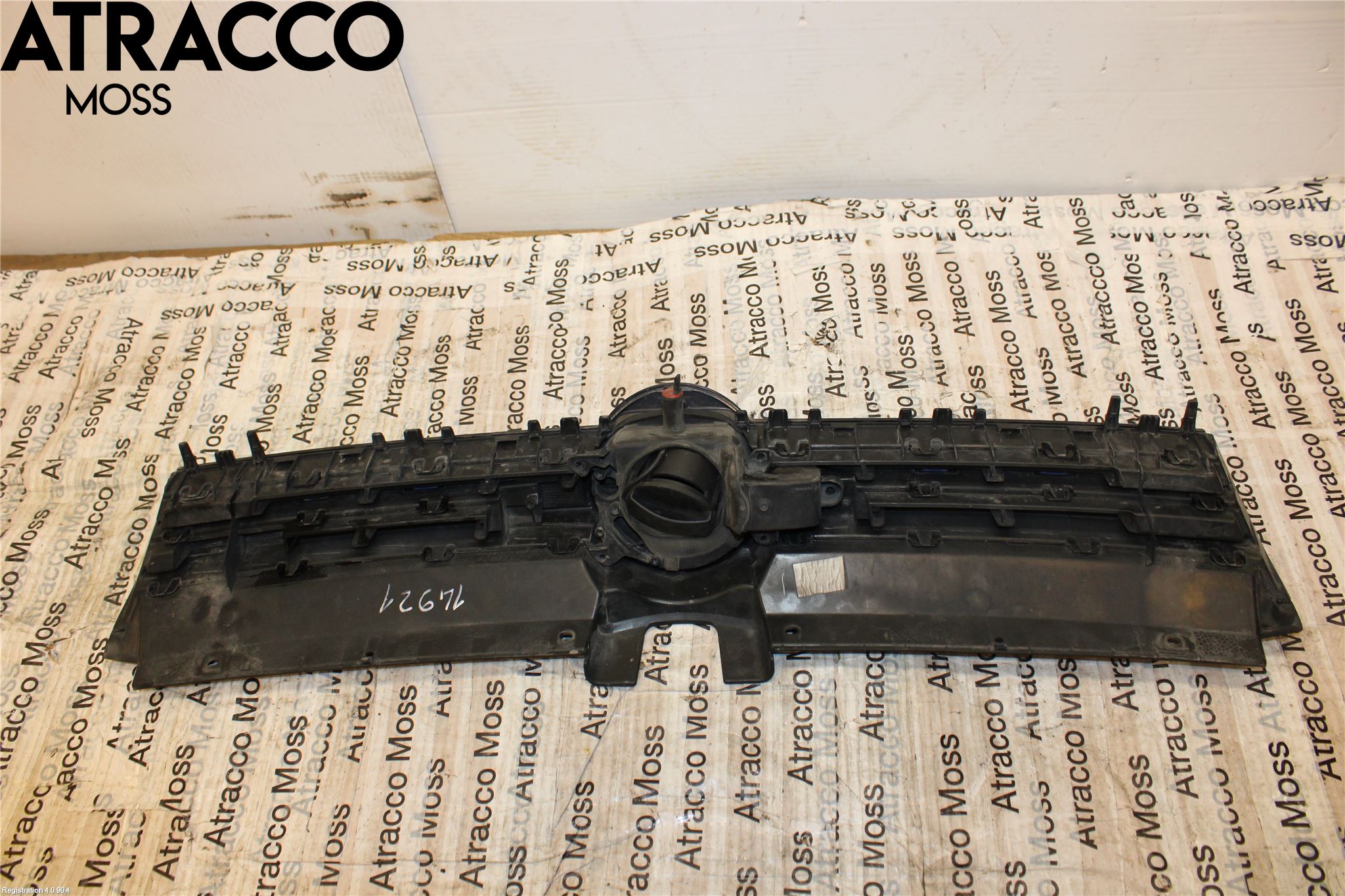 Volkswagen VW GOLF / E-GOLF VII 13-20 Grill Komp