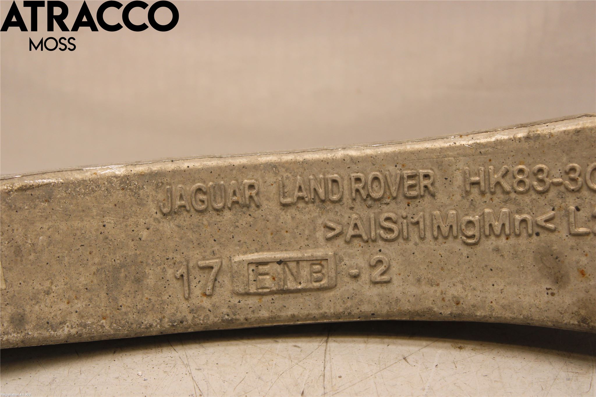 Jaguar F-PACE Bärarm Fram Undre Vä