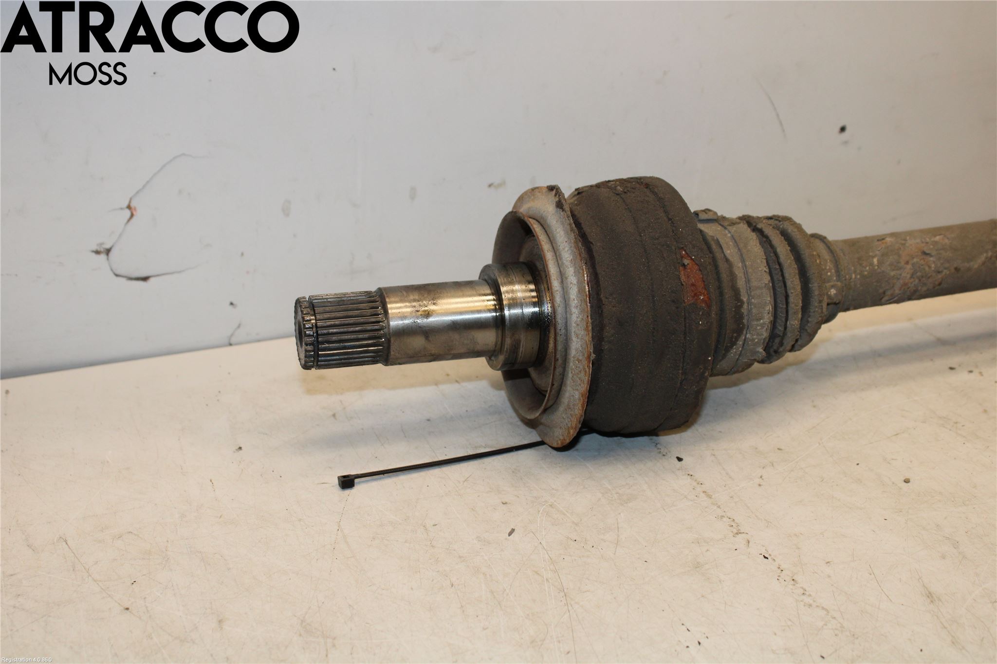 Mercedes-Benz MB E-KLASS (W212) 09-16 Drivaxel Bak Höger