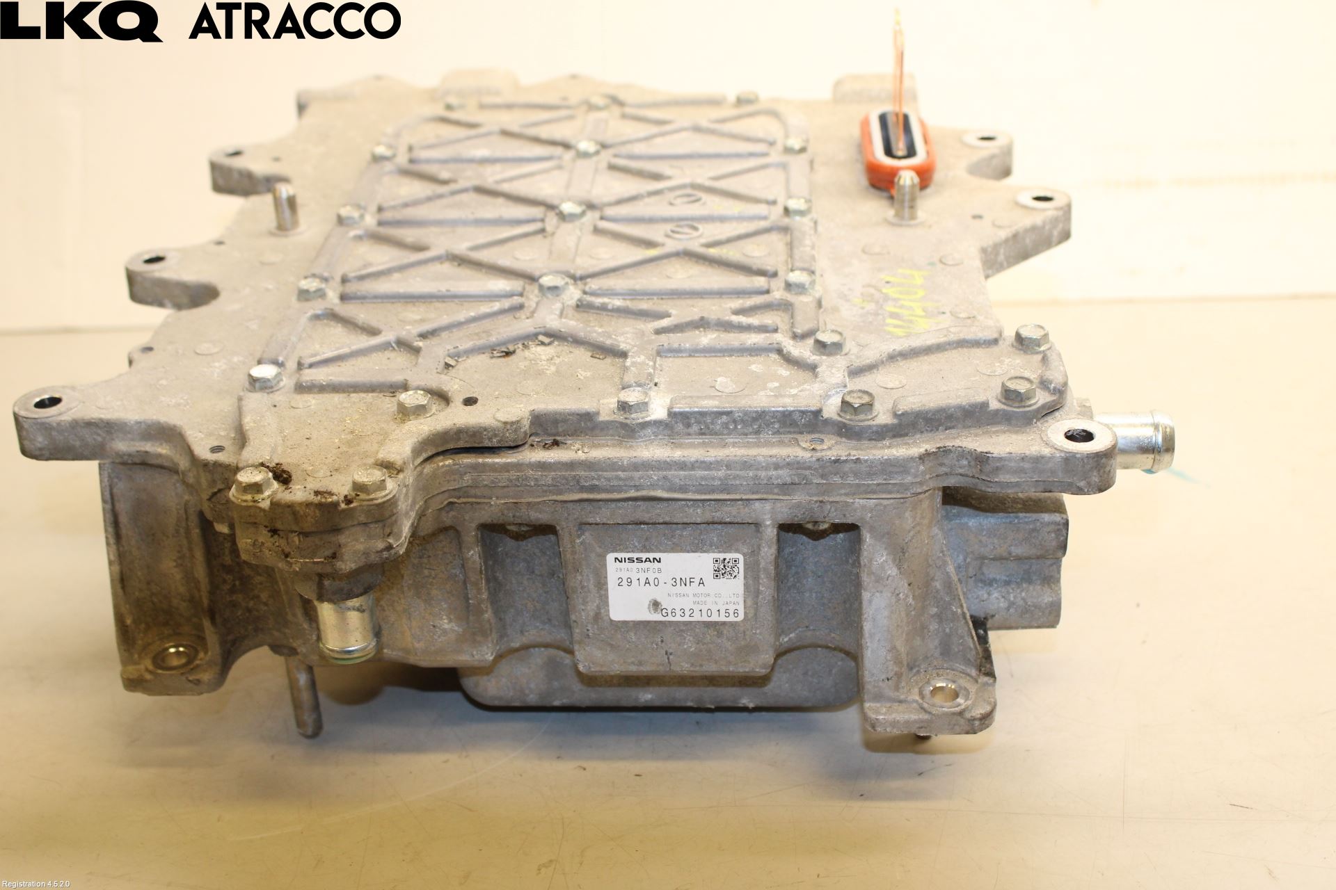 Nissan LEAF 11-17 Inverter 12 -> 220 V