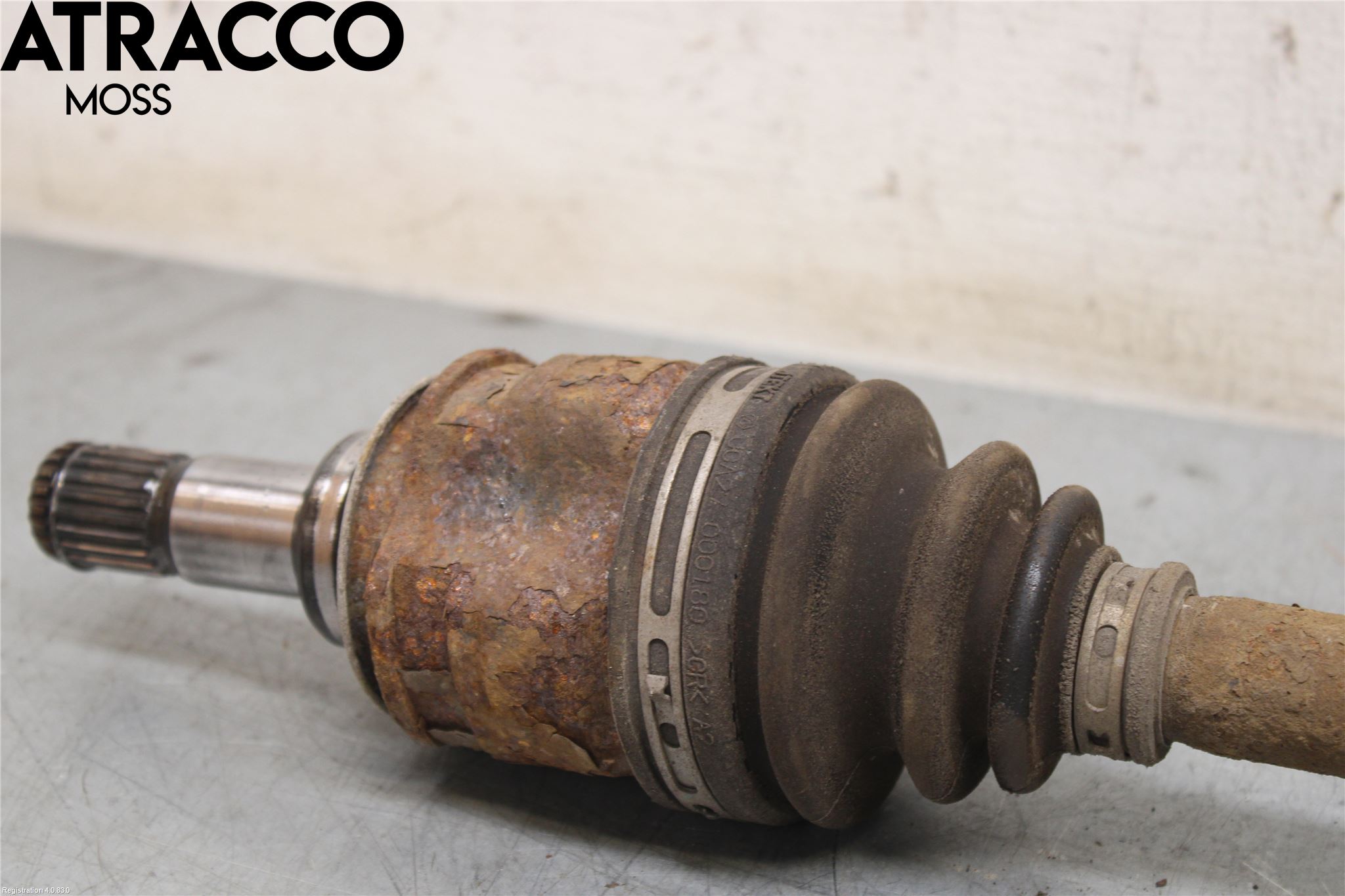 Toyota RAV4 13-18 Drivaxel Bak Vänster