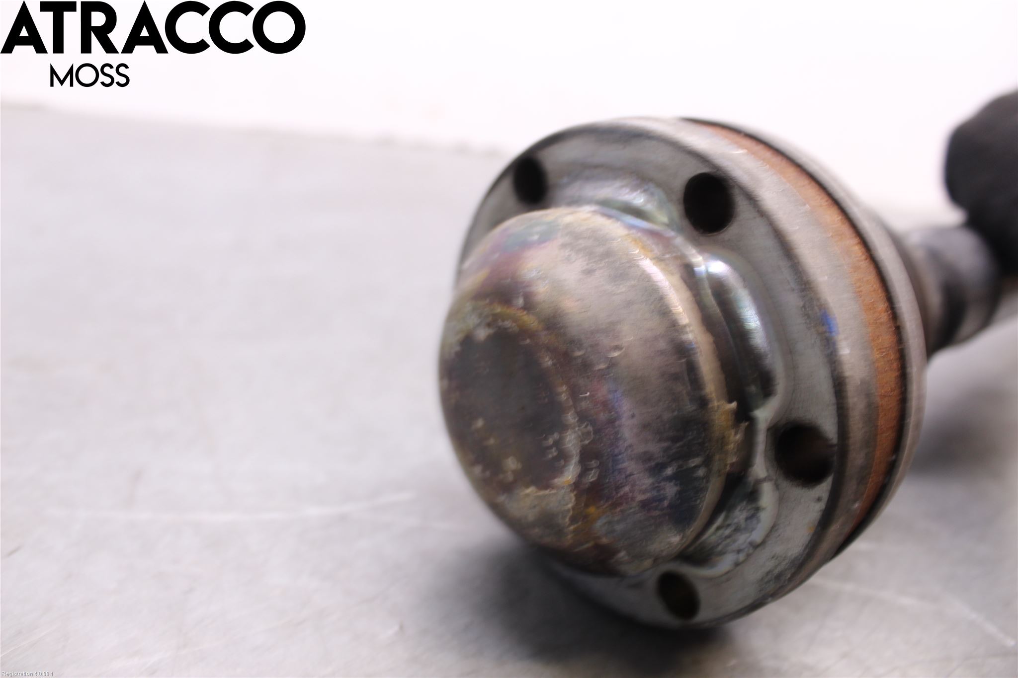 Volkswagen VW CADDY 16-20 Drivaxel Fram Höger