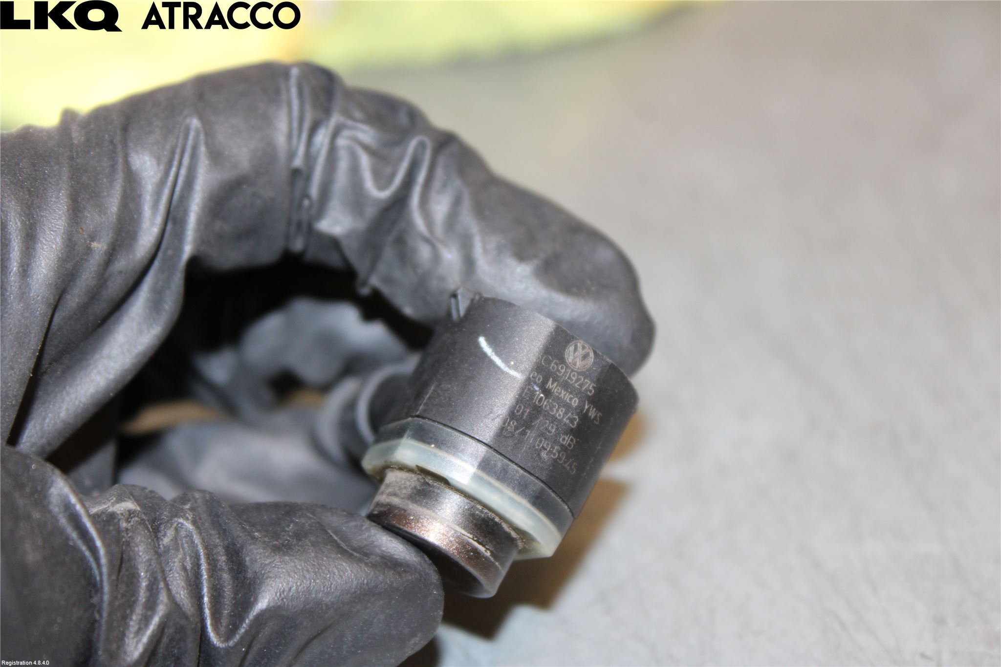 Volkswagen VW JETTA VI 11- Parkeringshjälp Frontsensor