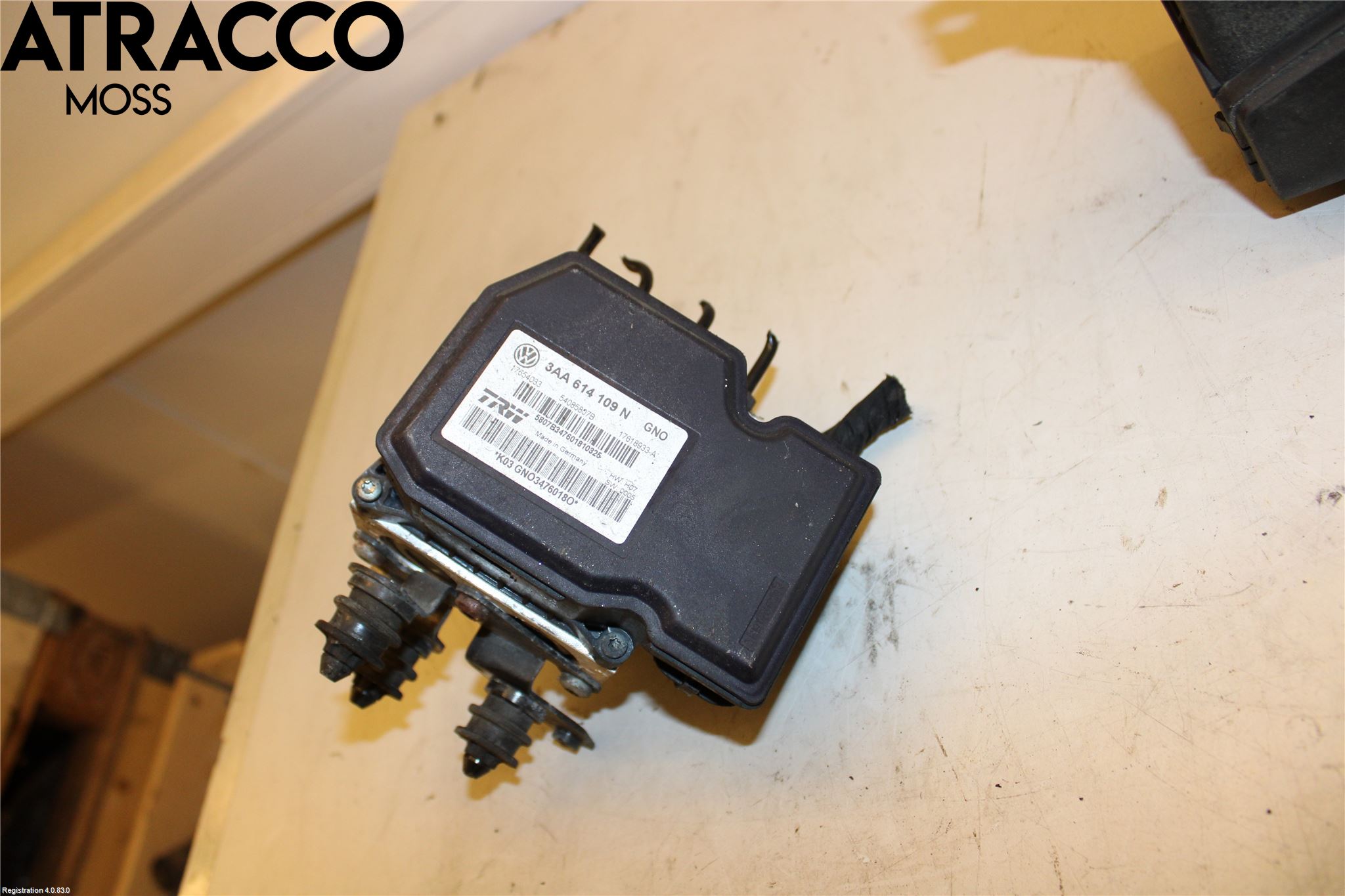 Volkswagen VW PASSAT 11-14 Abs Hydraulaggregat