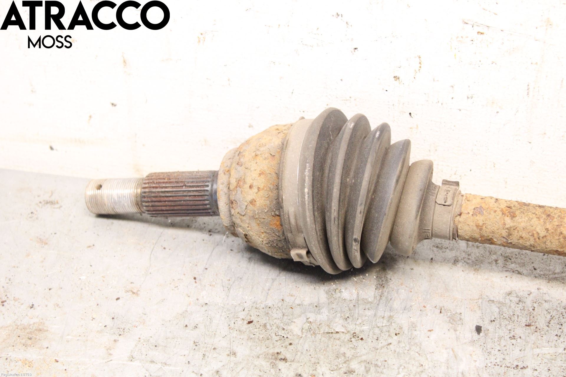 Nissan LEAF 11-17 Drivaxel Fram Vänster