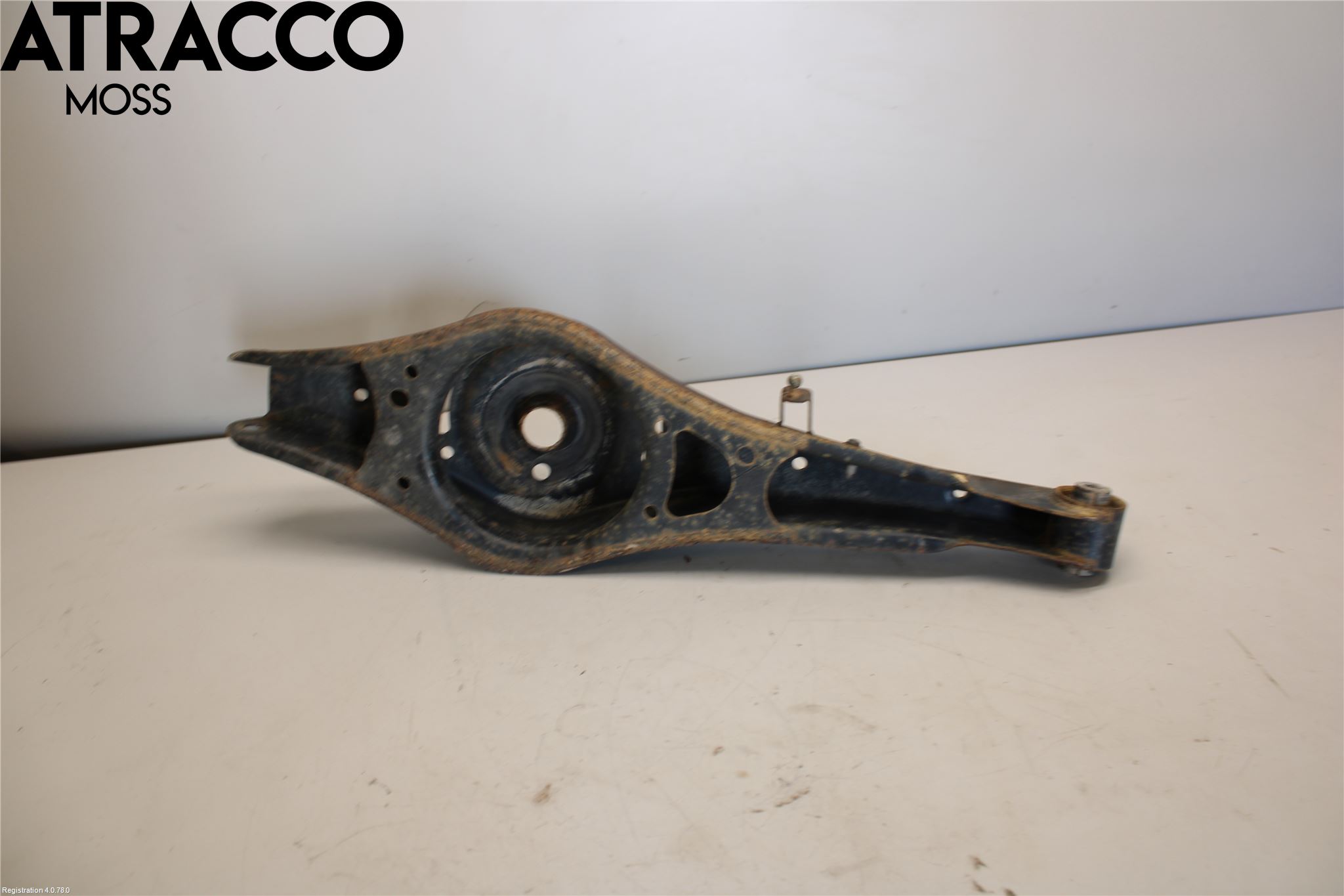 Volkswagen VW TIGUAN 07-16 Bärarm Bak Vänster