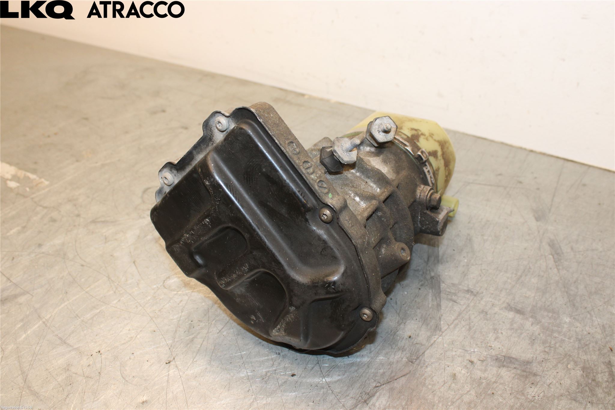 Volvo V60 14-18 Vattenpump