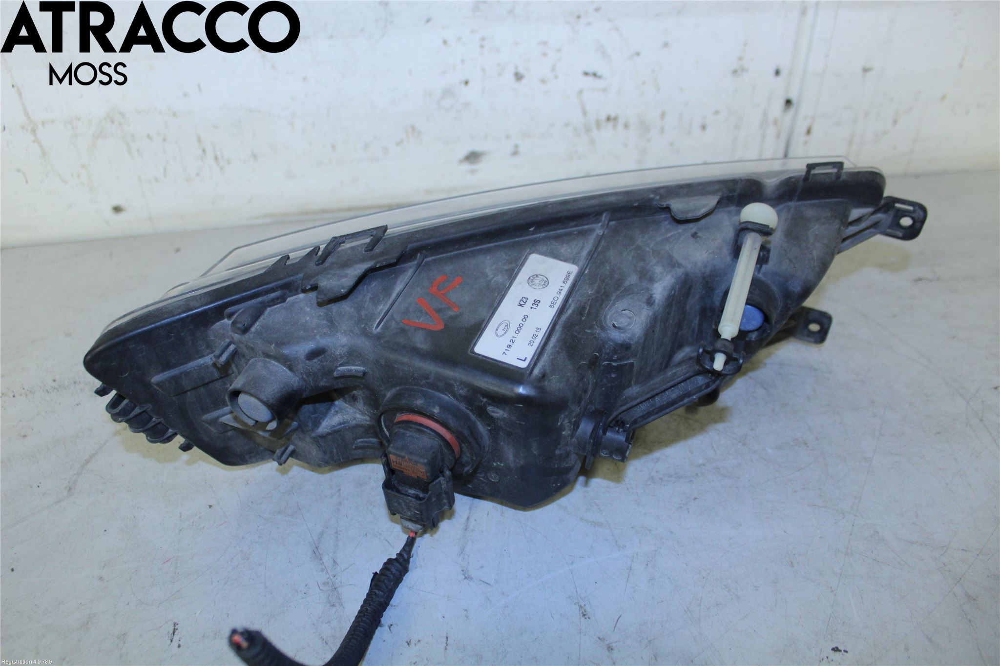 Skoda OCTAVIA (5E) 13-20 Dimljussarg Fram