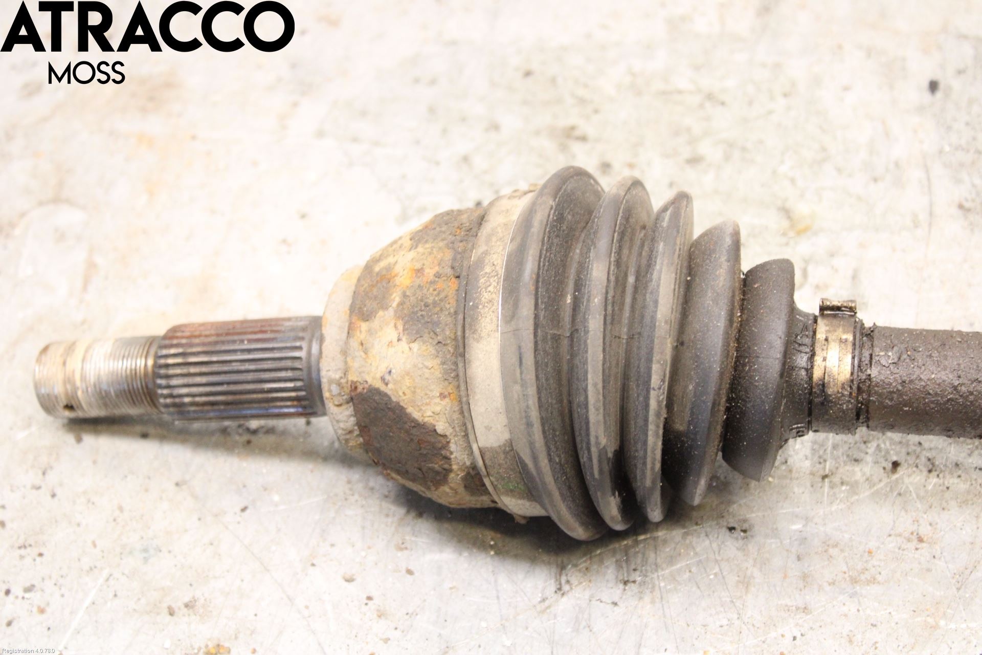 Nissan LEAF 11-17 Drivaxel Fram Höger