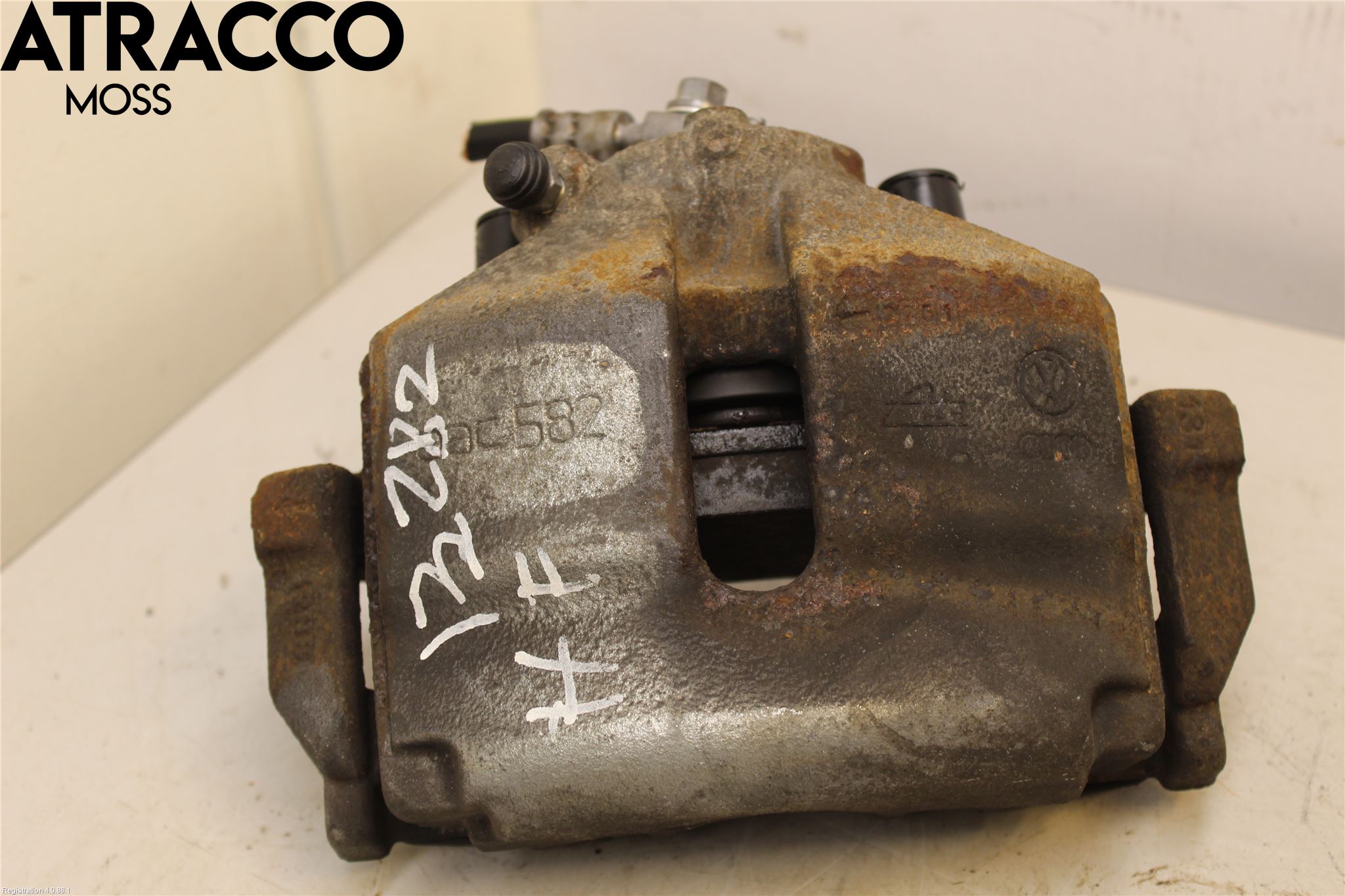 Volkswagen VW GOLF VI 09-13 Bromsok Fram Höger