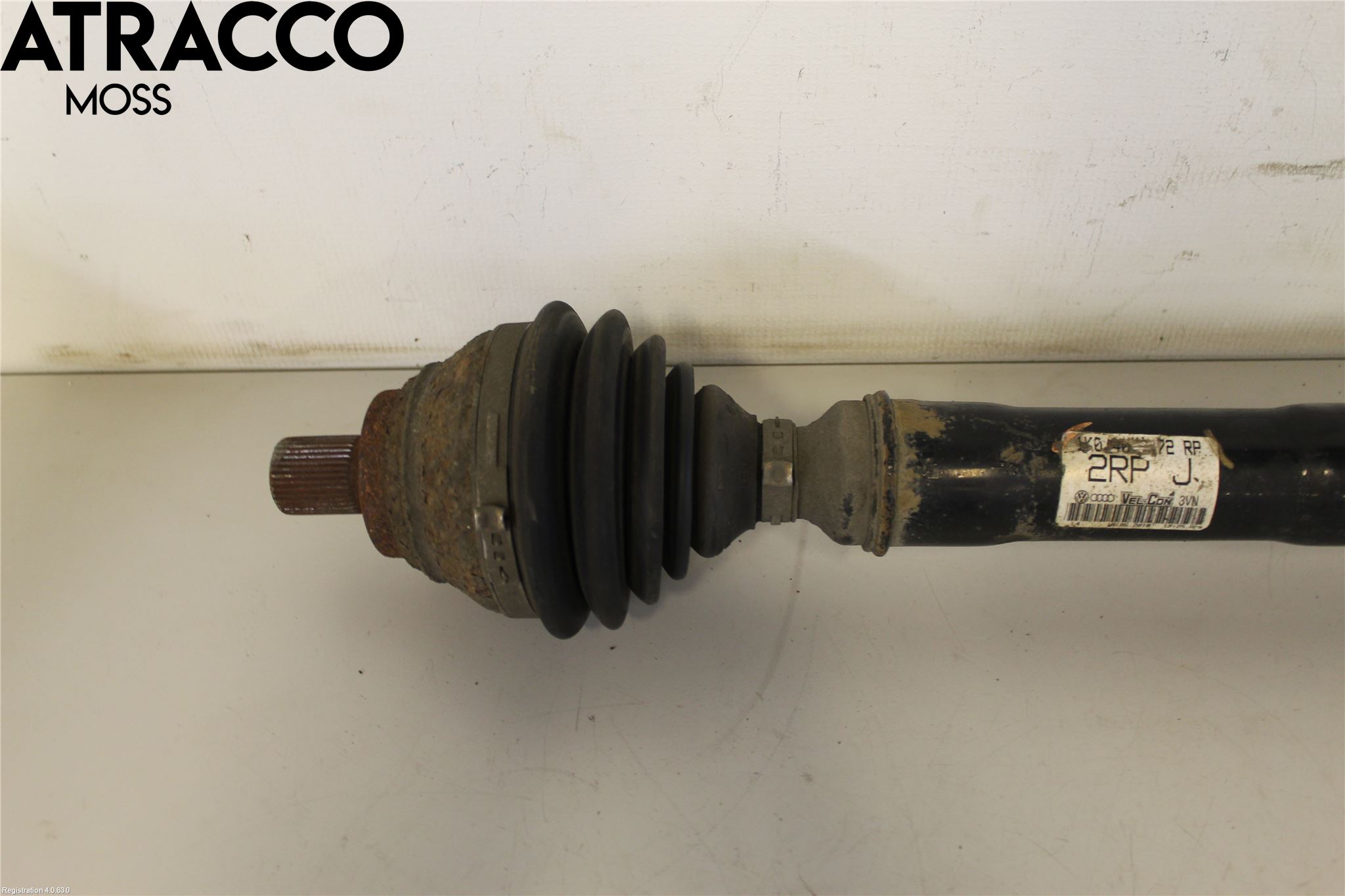 Volkswagen VW GOLF VI 09-13 Drivaxel Fram Höger