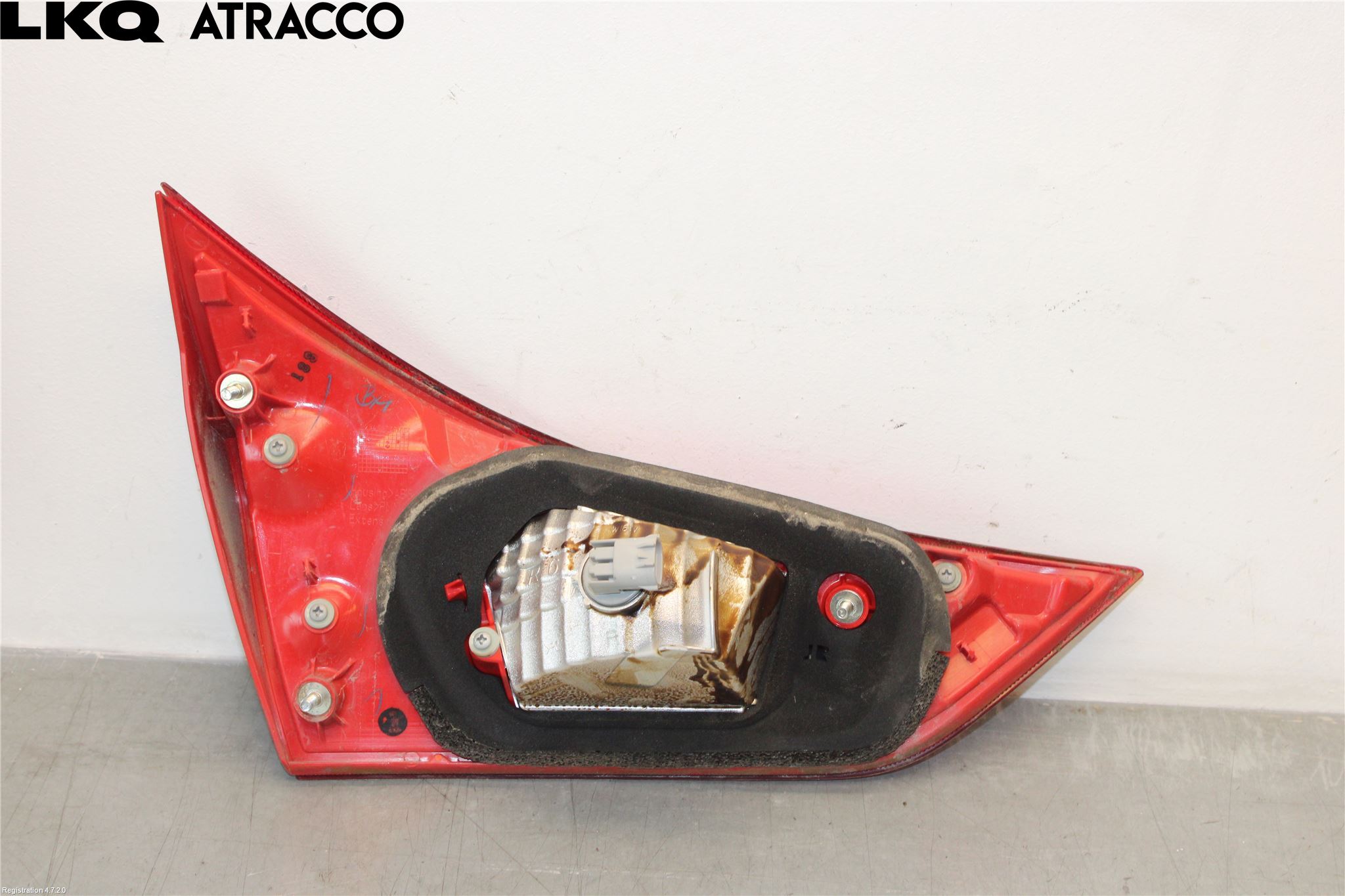 Toyota AURIS 13-19 Bakljus Lucka Hö