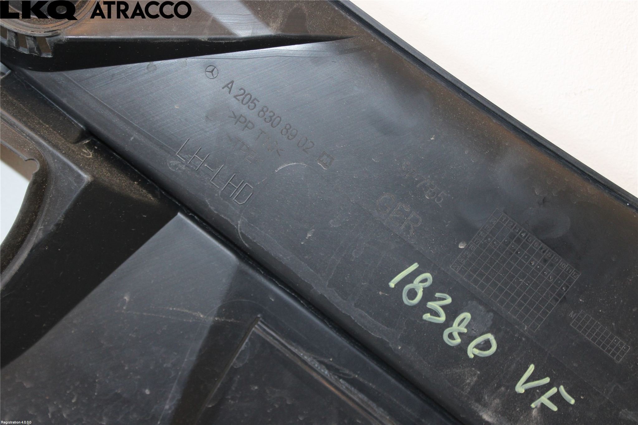 Mercedes-Benz MB C-KLASS (W205) 14-21 Torpedplåt-Torpedplast