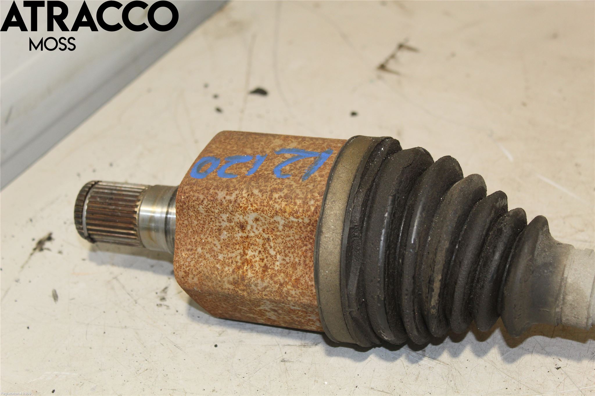 Volvo V60 11-13 Drivaxel Fram Vänster