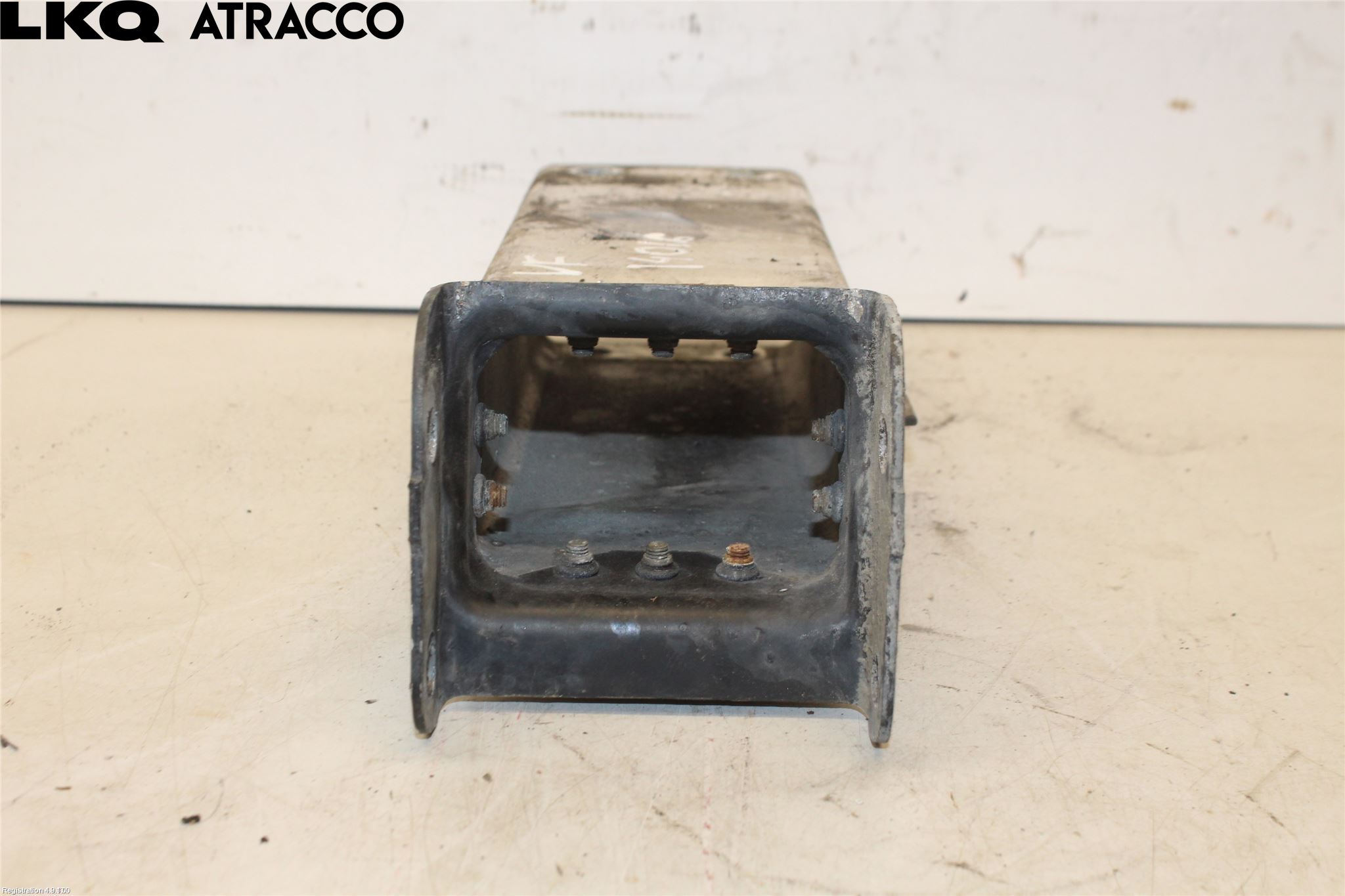 Mercedes-Benz MB E-KLASS (W211) 02-09 Stötfångarbärjärn Fram