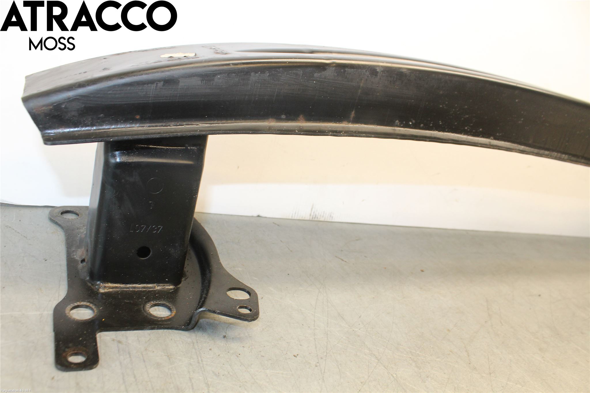 Volkswagen VW TOURAN 03-10 Stötfångarbalk Fram