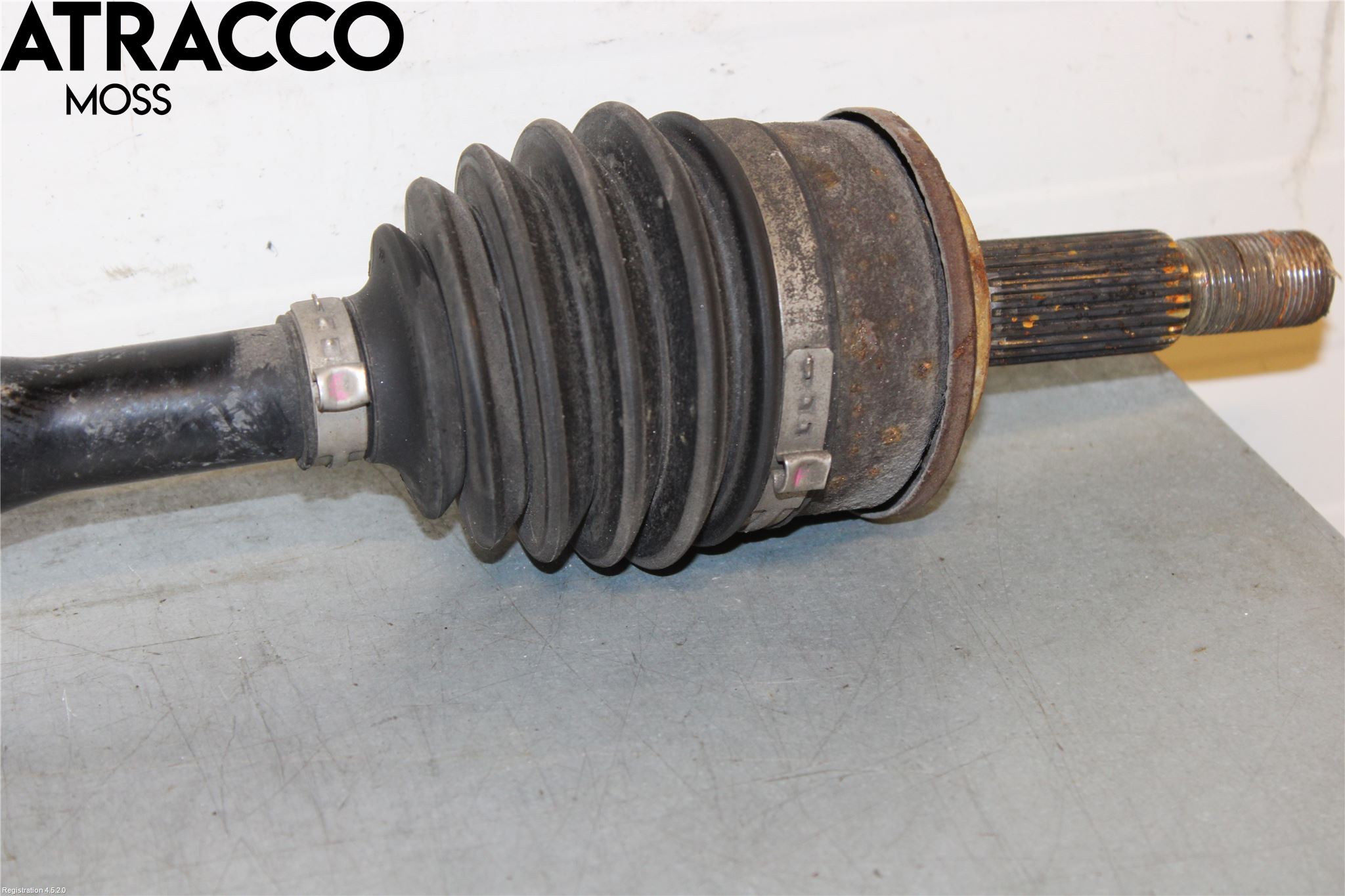 Toyota AURIS 13-19 Drivaxel Fram Höger