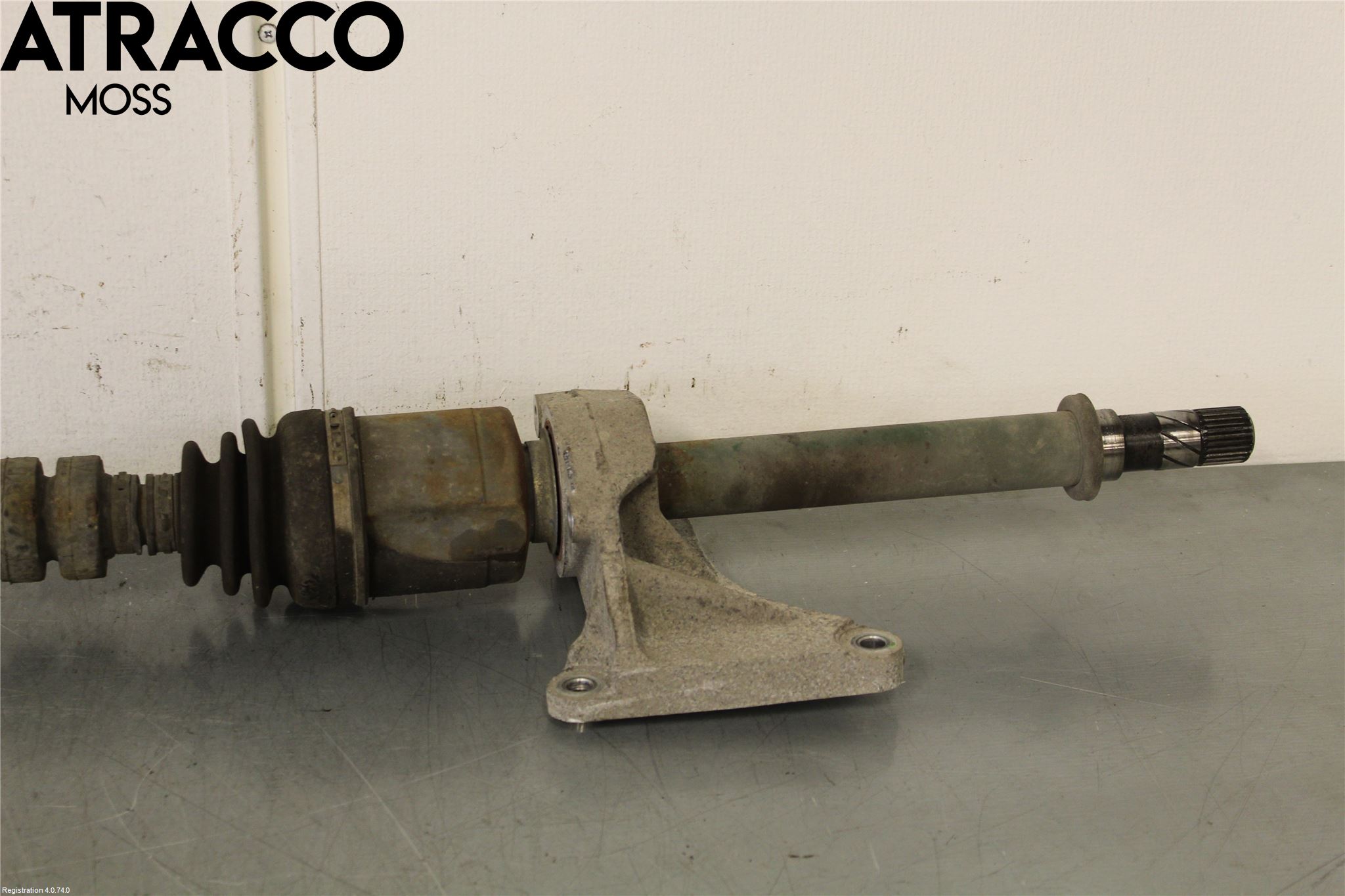 Nissan QASHQAI+2  10-14 Drivaxel Fram Höger