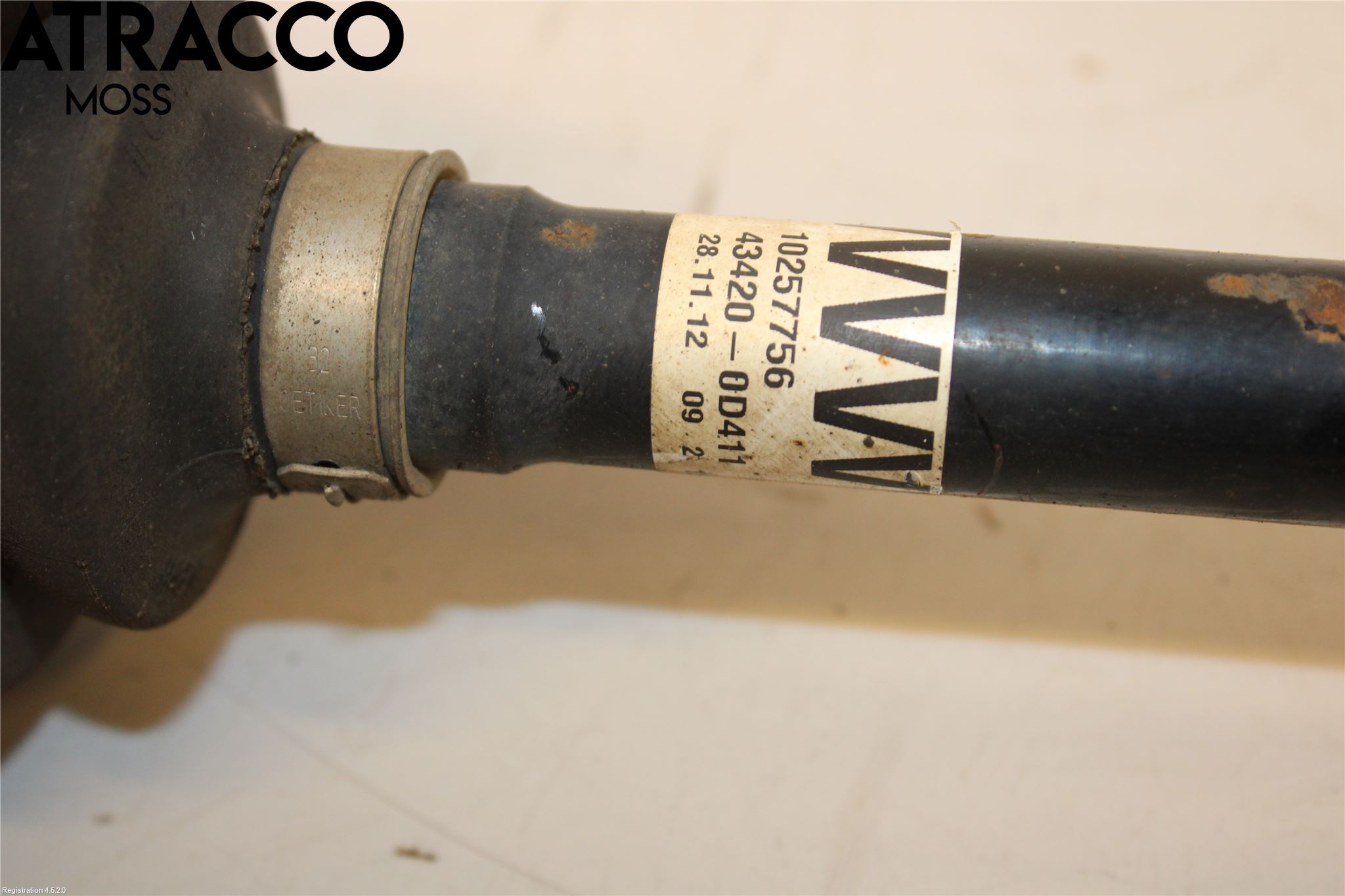 Toyota YARIS XP130 12-14 Drivaxel Fram Vänster