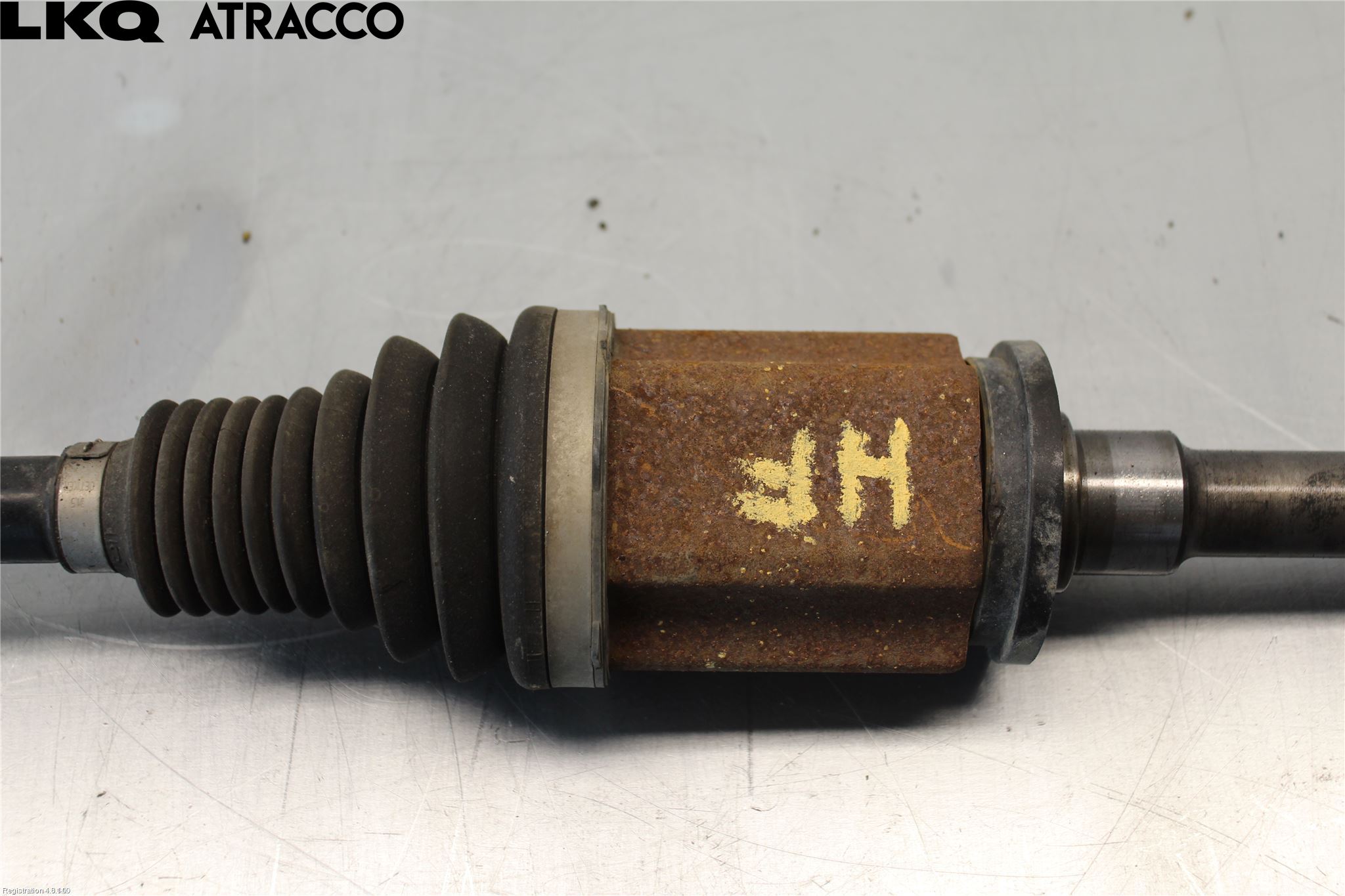 BMW 1 F20/F21 11-19 Drivaxel Fram Höger