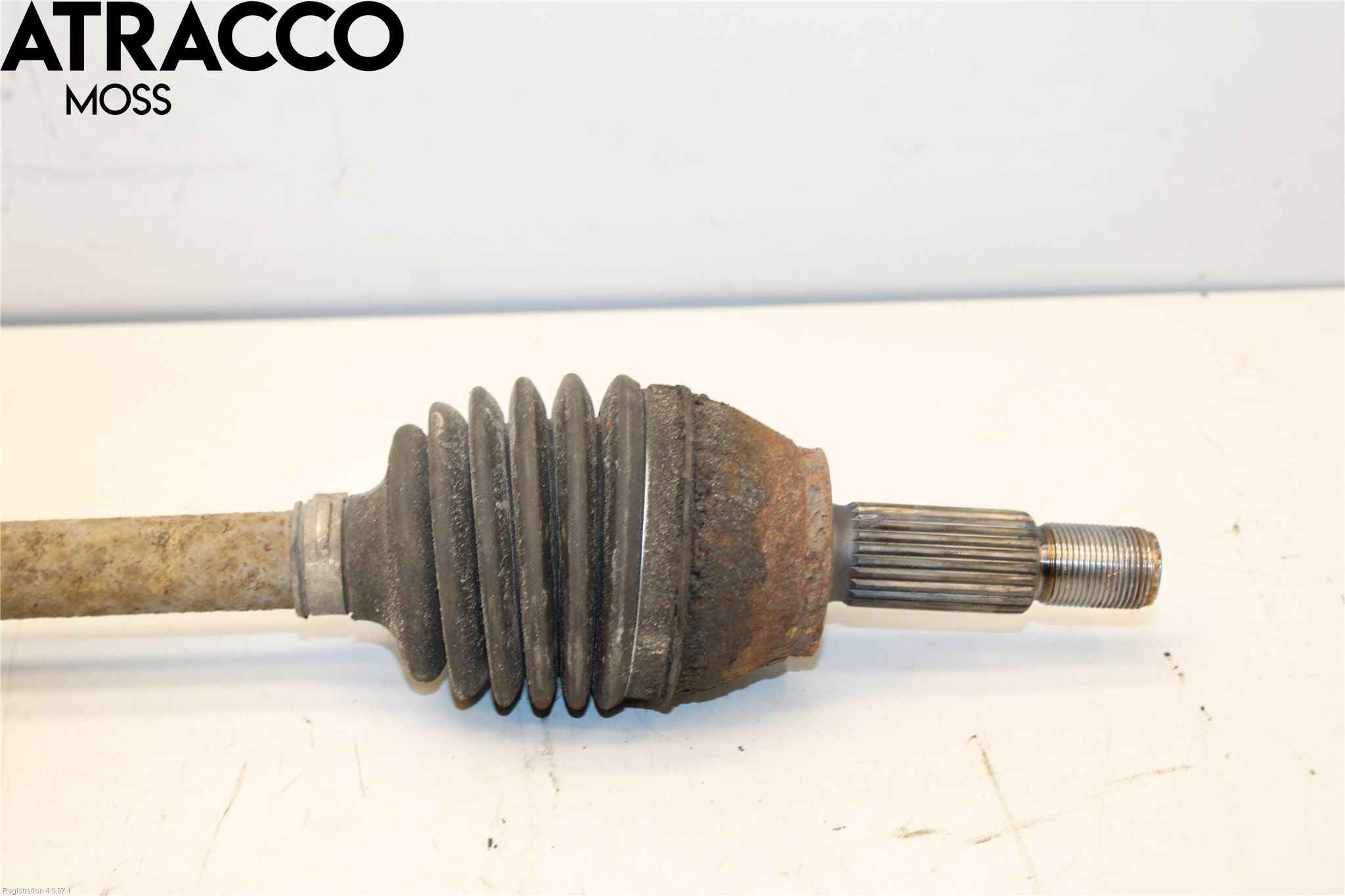 Ford FIESTA 13-17 Drivaxel Fram Vänster