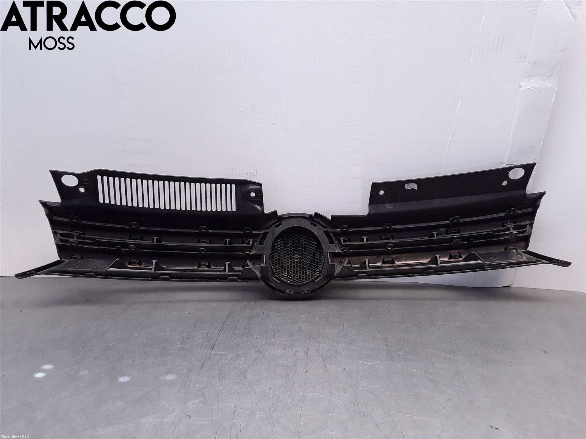 Volkswagen VW GOLF VI 09-13 Grilldel Mitt