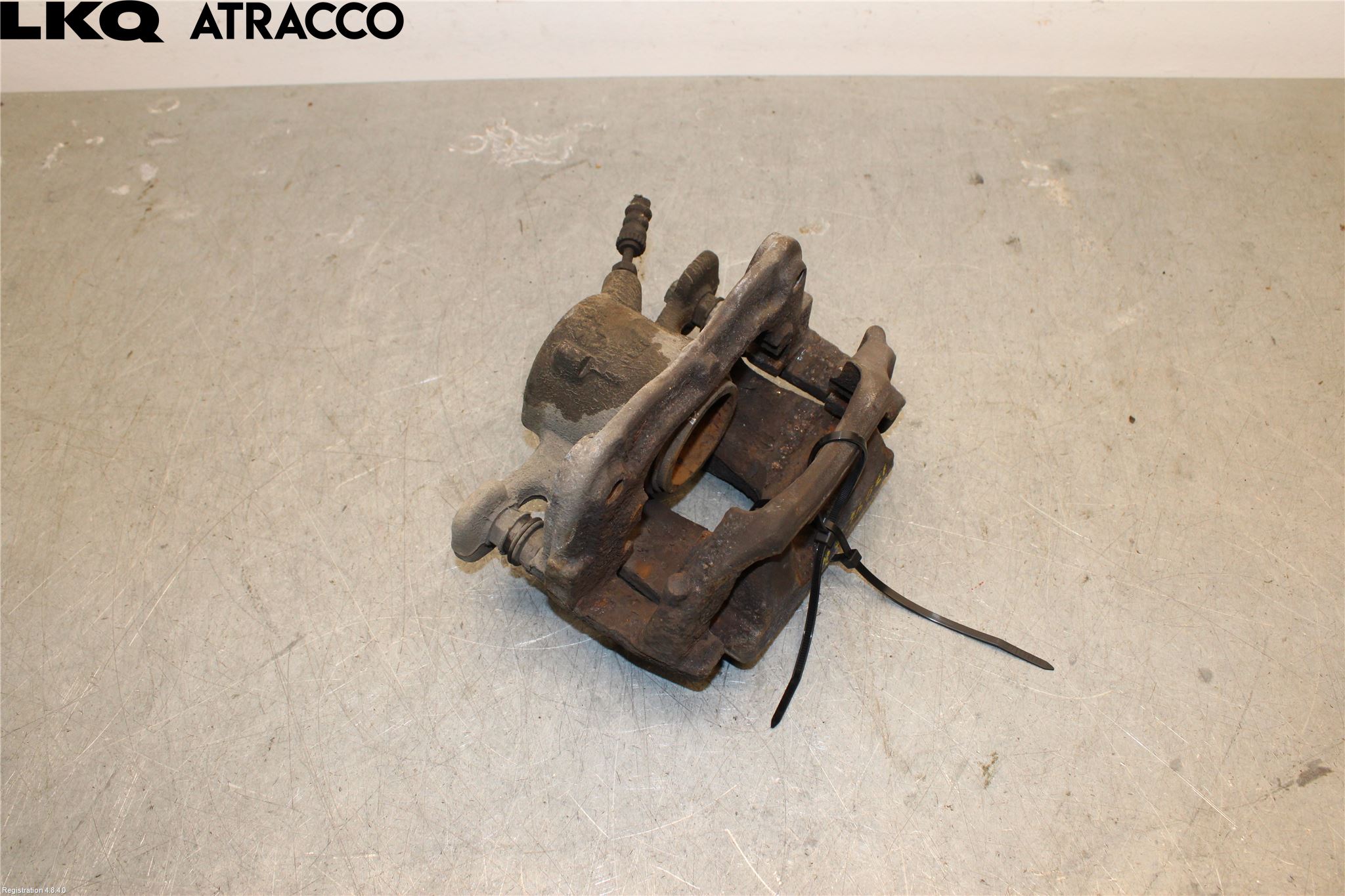 BMW 2 F45 Active Tourer 14-21 Bromsok Fram Höger