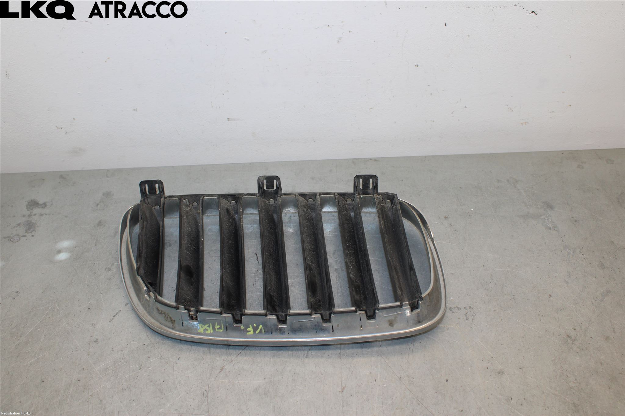 BMW X3 E83     03-10 Grilldel Vänster