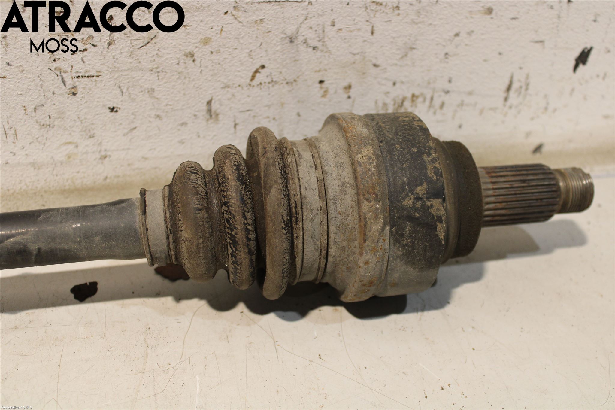 BMW 1 F20/F21 11-19 Drivaxel Bak Höger