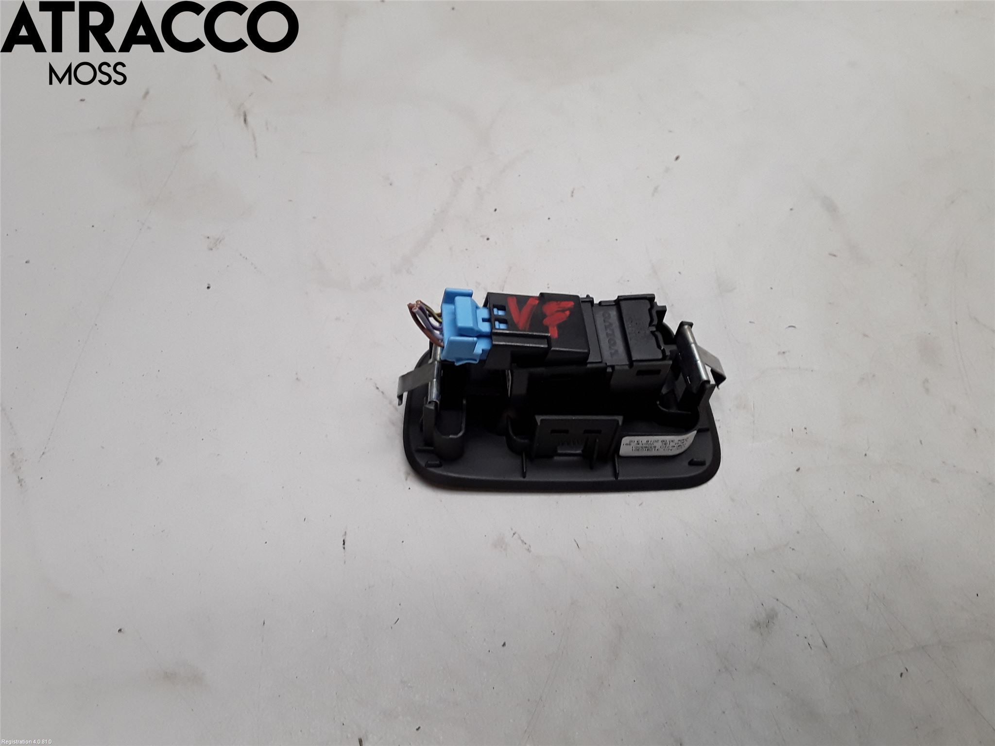 Volvo V60 19- Strömställare Elhiss