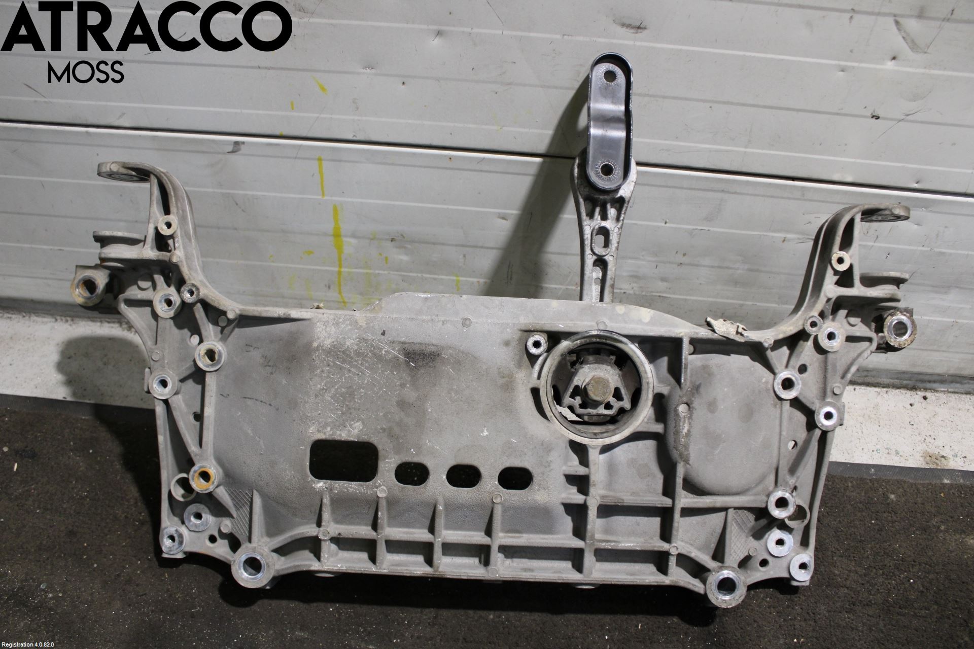 Volkswagen VW PASSAT 11-14 Framvagn Fäste-Kudde