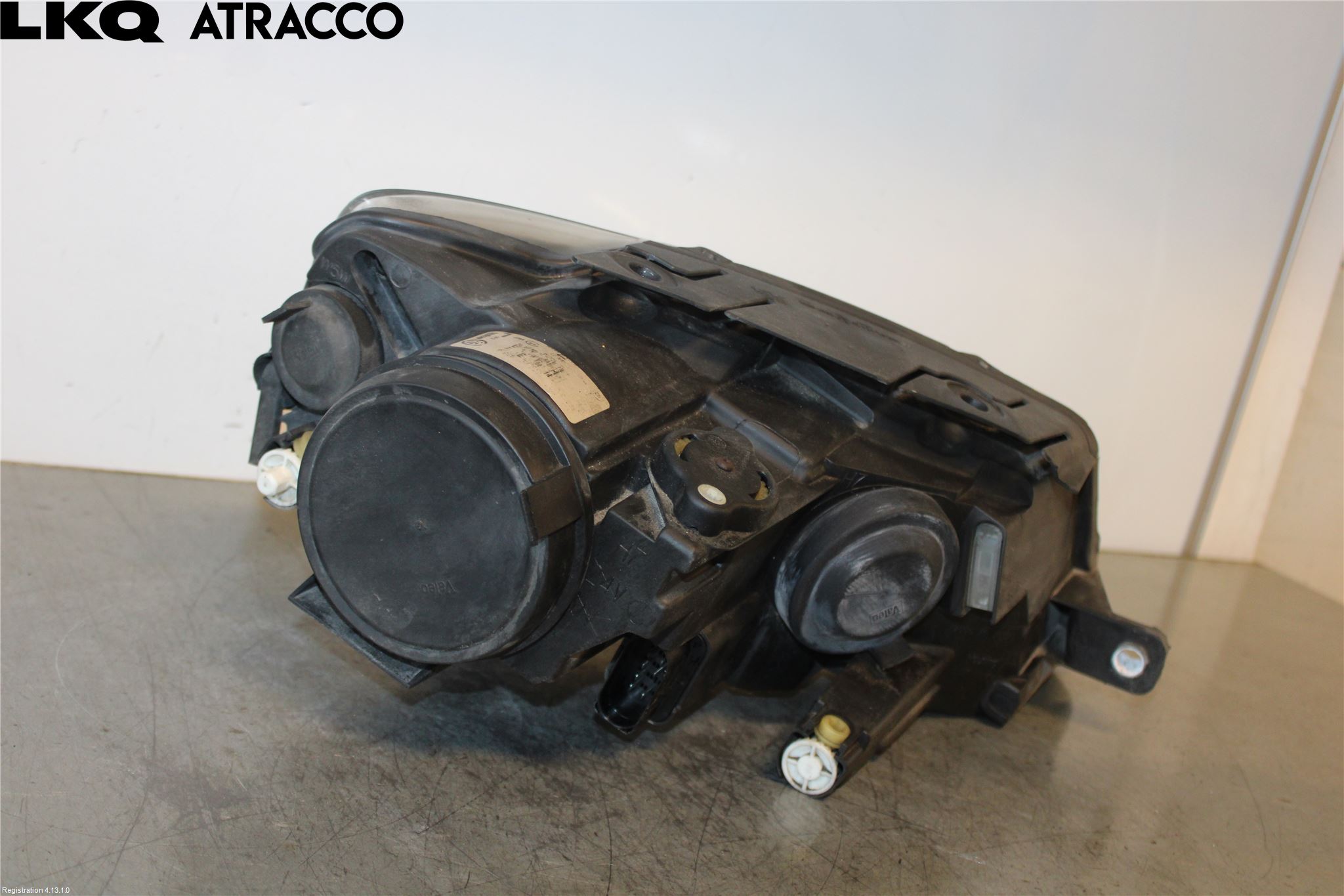 Volkswagen VW PASSAT 05-11 Strålkastare Vänster