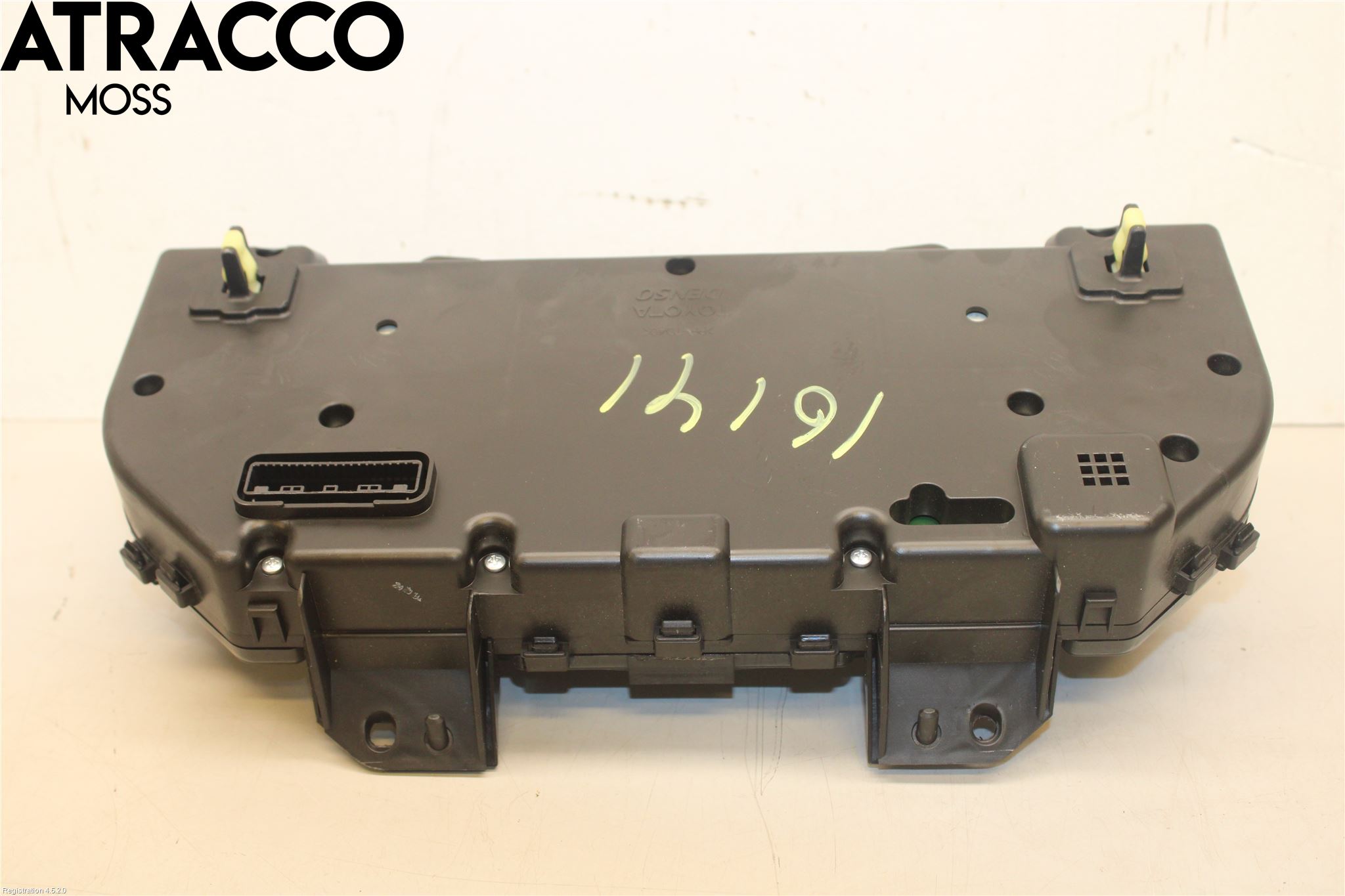 Toyota AVENSIS 09-15 Instrument Komb