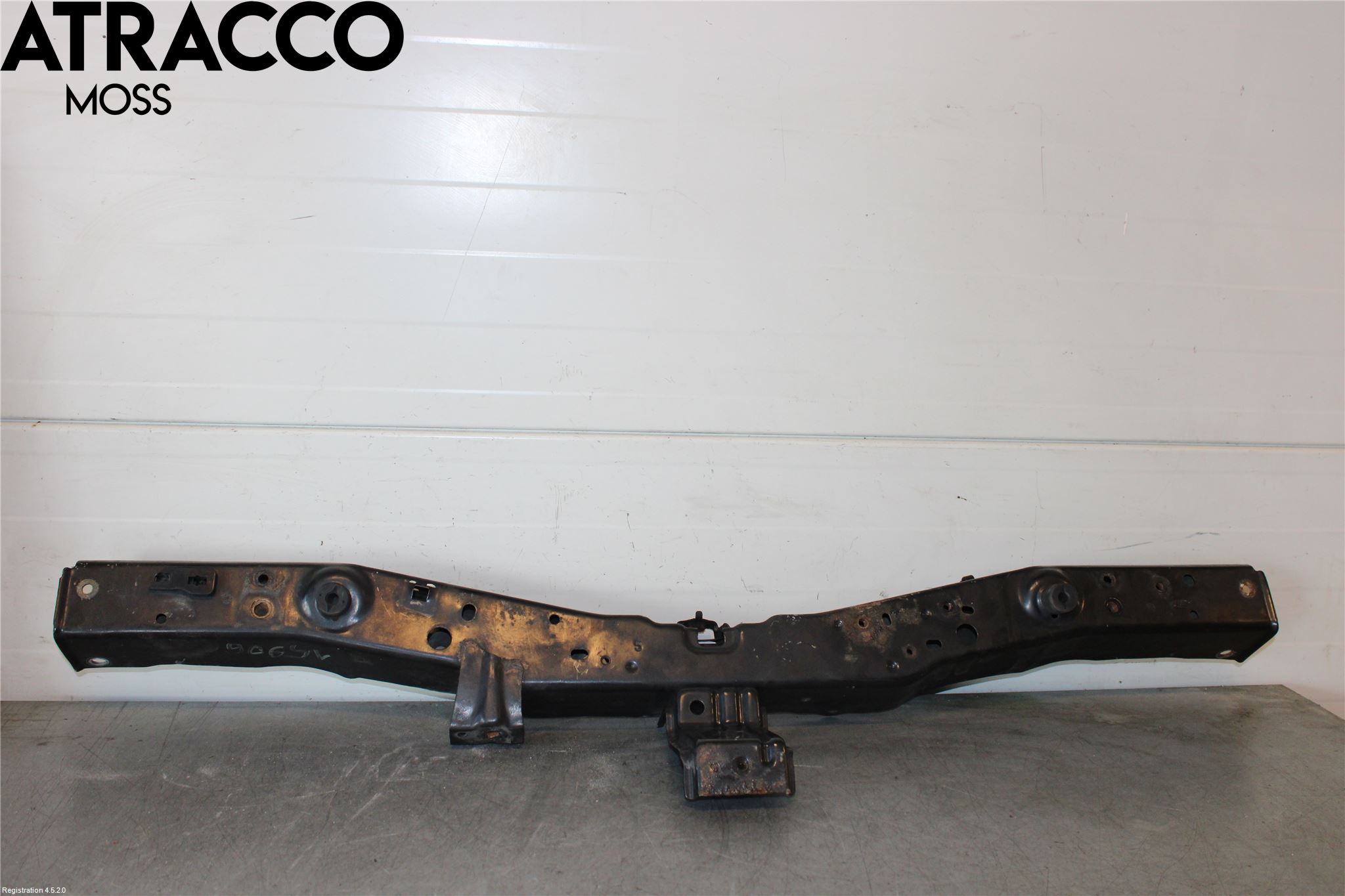 Toyota VERSO 09-18 Front Huvlåsplåt-Balk