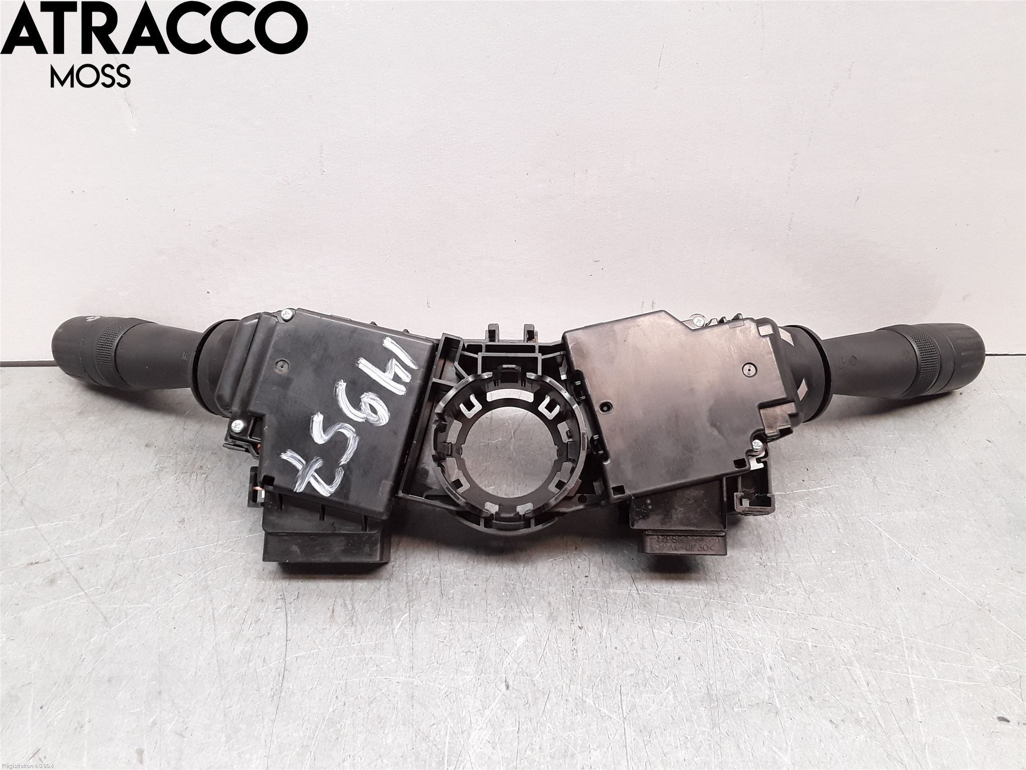 Toyota AURIS 13-19 Spakcentral